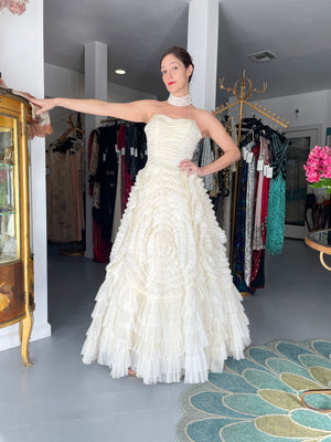 1950's Ivory Chiffon Strapless Tiered Ruffle Full-Length 'New Look' Bridal Gown