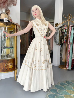 1949 Jacques Fath Attributed Haute Couture Embroidered Beaded Eyelet Cream Linen Gown