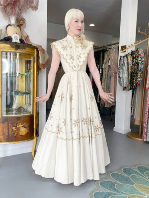 1949 Jacques Fath Attributed Haute Couture Embroidered Beaded Eyelet Cream Linen Gown