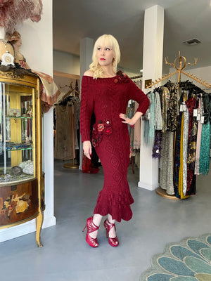 2005 Alexander McQueen Runway Burgundy Wool Knit Hourglass Sweater Dress