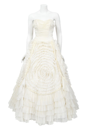 1950's Ivory Chiffon Strapless Tiered Ruffle Full-Length 'New Look' Bridal Gown