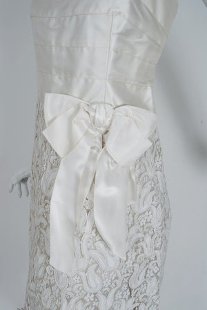 1971 Chanel Haute Couture White Tulip Novelty Lace & Satin Party Dress Ensemble