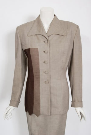 1954 Lilli-Ann Dove Gray Sharkskin Pintuck Stripes Jacket Hourglass Suit