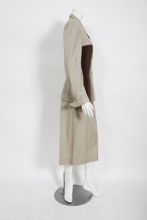 1954 Lilli-Ann Dove Gray Sharkskin Pintuck Stripes Jacket Hourglass Suit