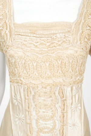 1910's Ivory Candlelight Embroidered Net-Lace & Silk Satin Trained Bridal Gown