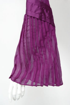 2004 Gucci by Tom Ford Pleated Purple Silk Bell Sleeve Cut-Out Dress