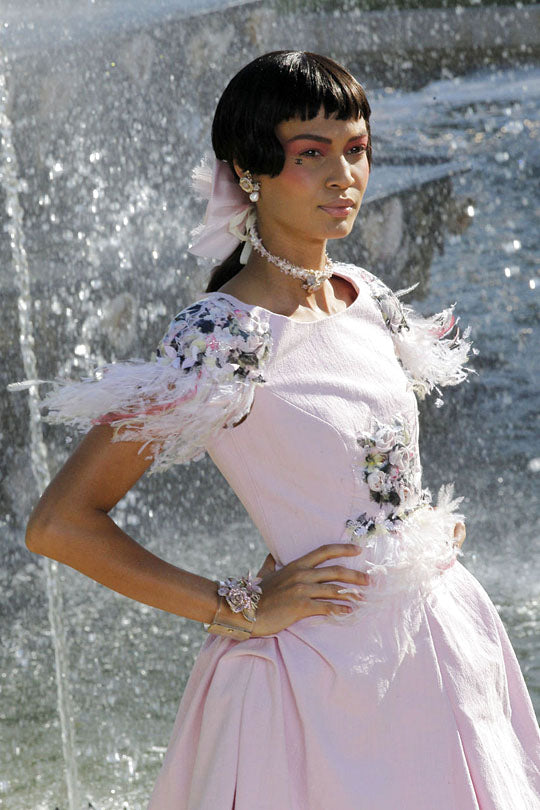 2013 Chanel by Karl Lagerfeld Runway Sample Pink Linen Floral Appliqué &amp; Feathers Dress