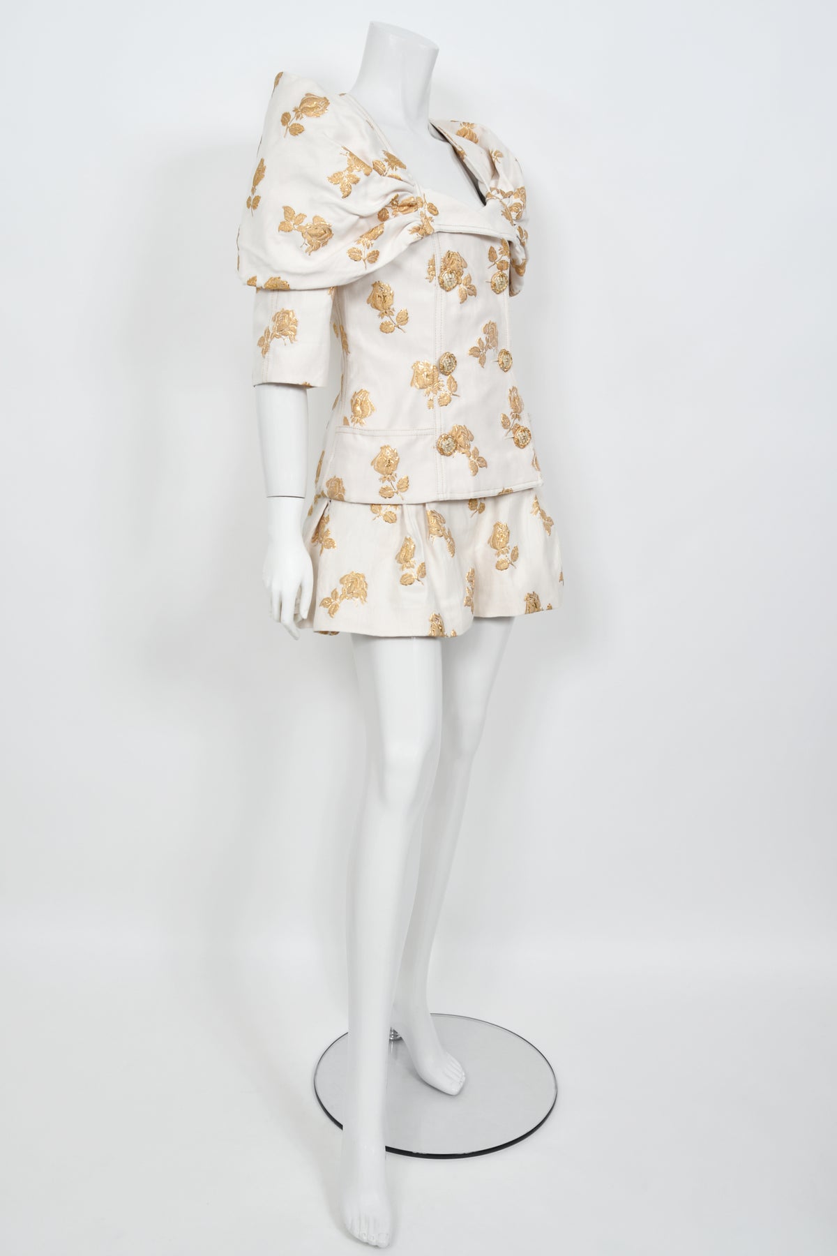 2013 Chanel by Karl Lagerfeld Documented Metallic Gold &amp; Ivory Silk Brocade Jacket w/ Shorts