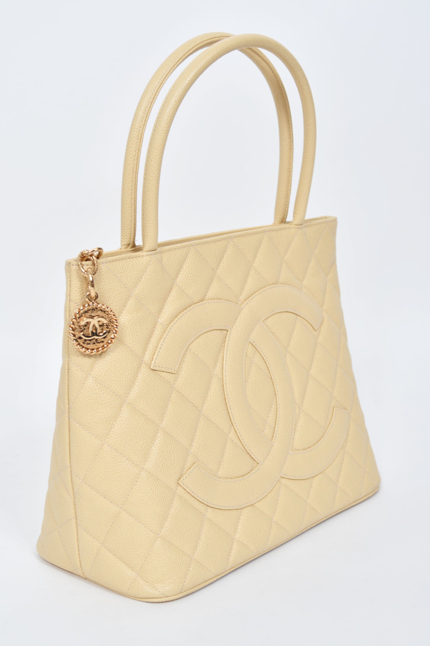 2003 Chanel Pale Yellow Quilted Leather Medallion Tote Logo Purse Unworn w/Tags