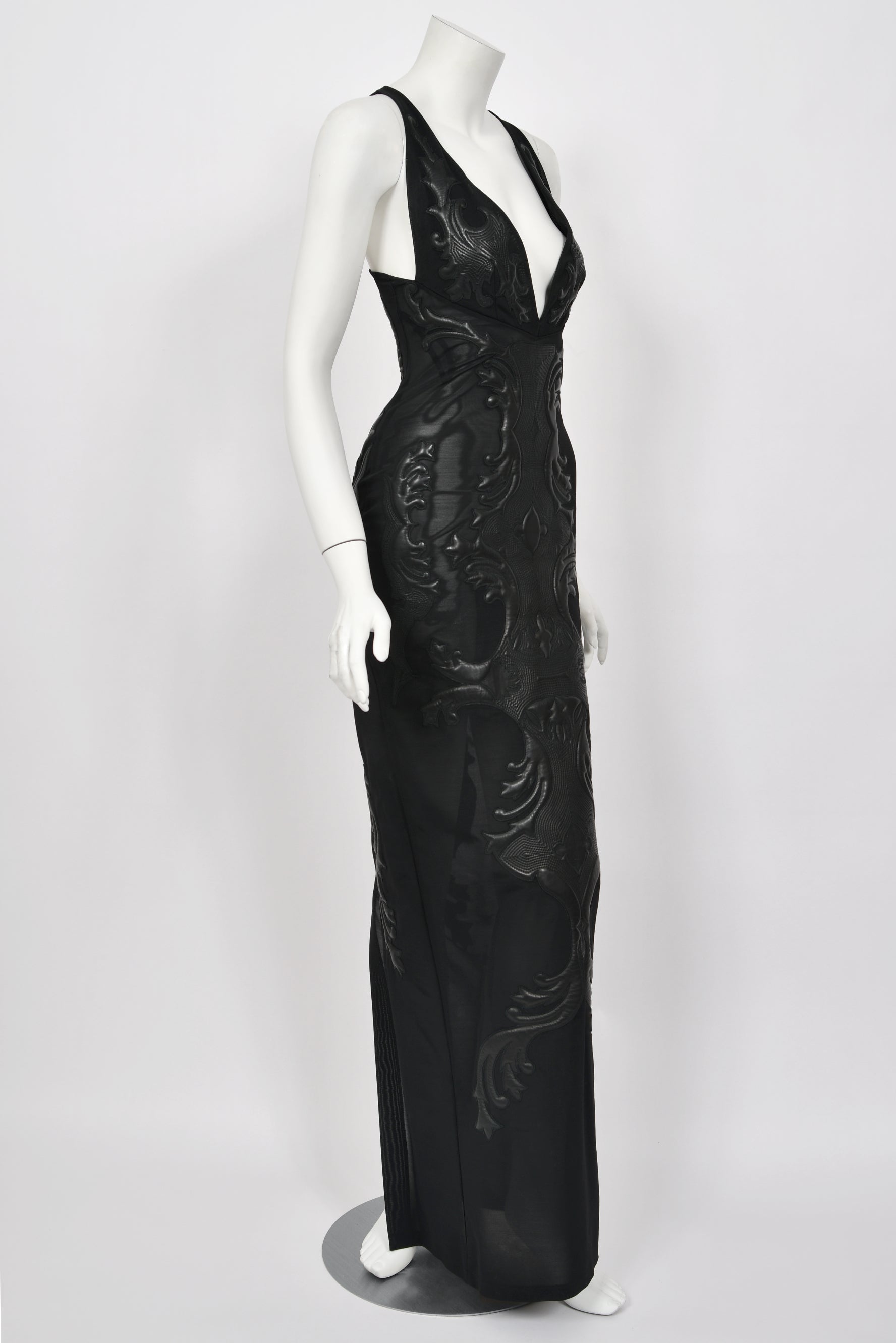 2002 Roberto Cavalli Black Leather Appliqu Sheer Mesh Low-Cut Gown - Timeless Vixen 2002 Roberto Cavalli Black Leather Appliqu Sheer Mesh Low-Cut Gown - Timeless Vixen