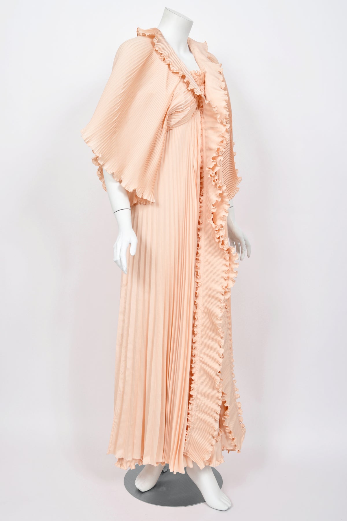 1973 Zandra Rhodes Blush Pink Heavily-Pleated Full Length Jacket Peignoir Set