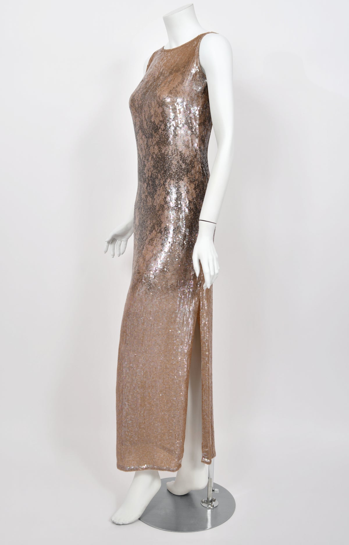 1997 Oscar de la Renta Runway Fully Sequin Floral Motif High-Slit Gown