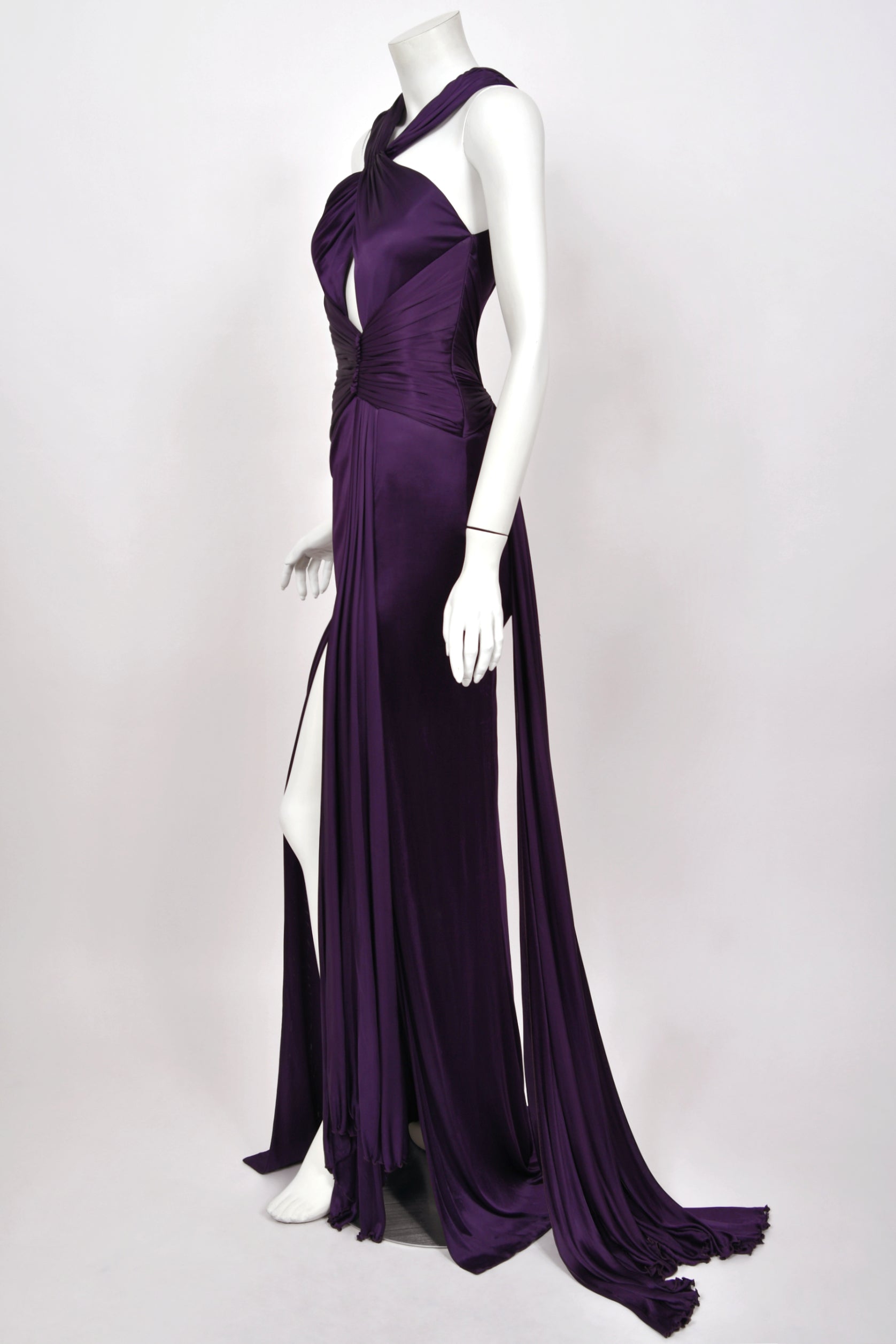 versace purple wedding dress NWT 2005 Versace by Donatella Rhinestone Medusa Backless Lavender Chiffon Gown For Sale at 1stDibs
