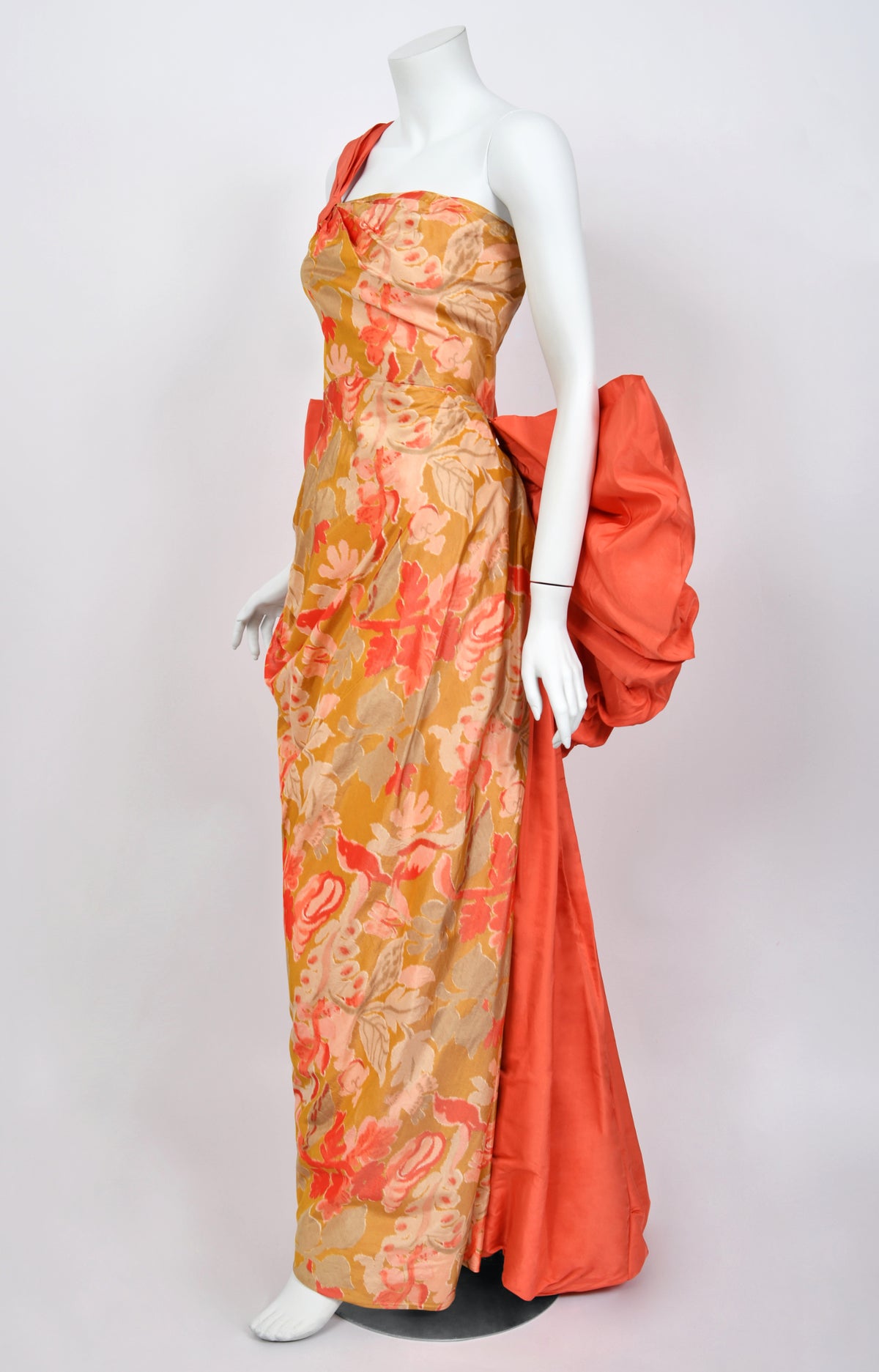 1950&#39;s Rosalie Macrini Couture Watercolor Floral Silk Sculptural Back-Bow Gown