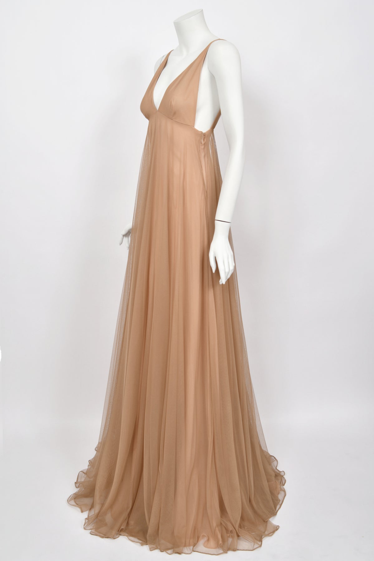 1998 Tom Ford for Gucci Runway &#39;Gisele&#39; Nude Illusion Tulle Low-Cut Plunge Gown