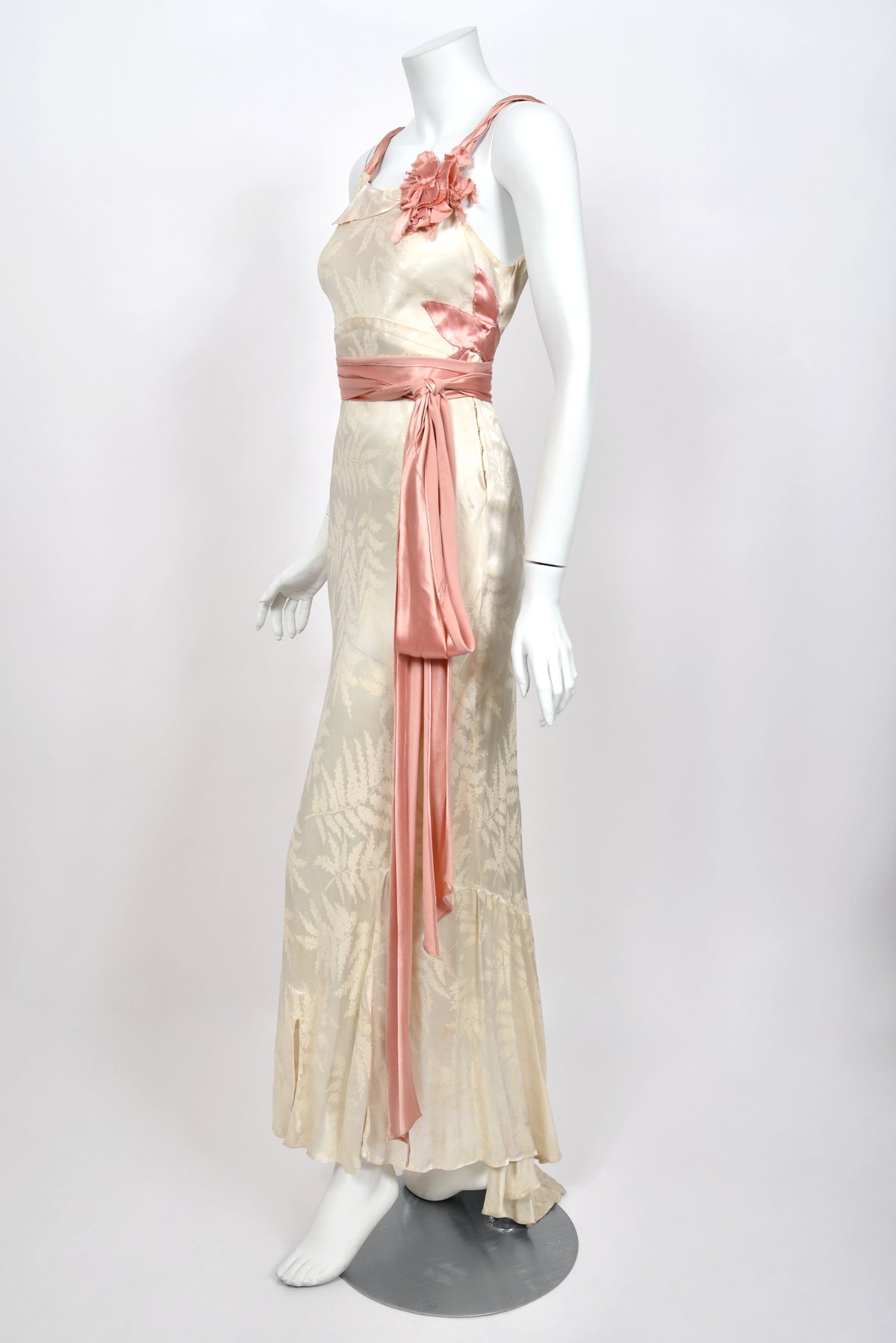 1930’s Ivory Leaf Motif & Blush Pink Silk Satin Floral Appliqué Bias-Cut Trained Couture Gown