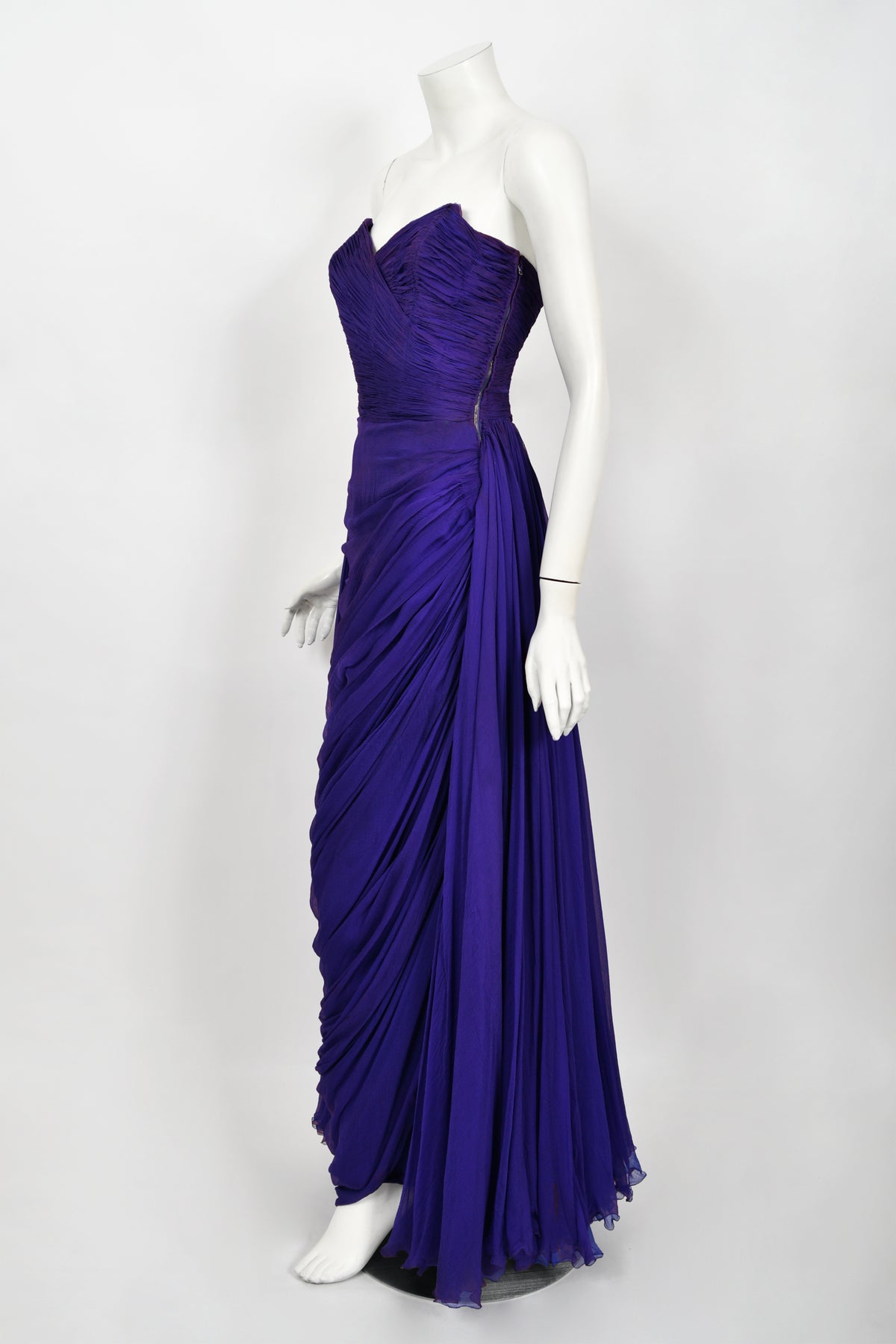 1950&#39;s Gigliola Curiel Couture Pleated Purple Silk Chiffon Strapless Goddess Gown