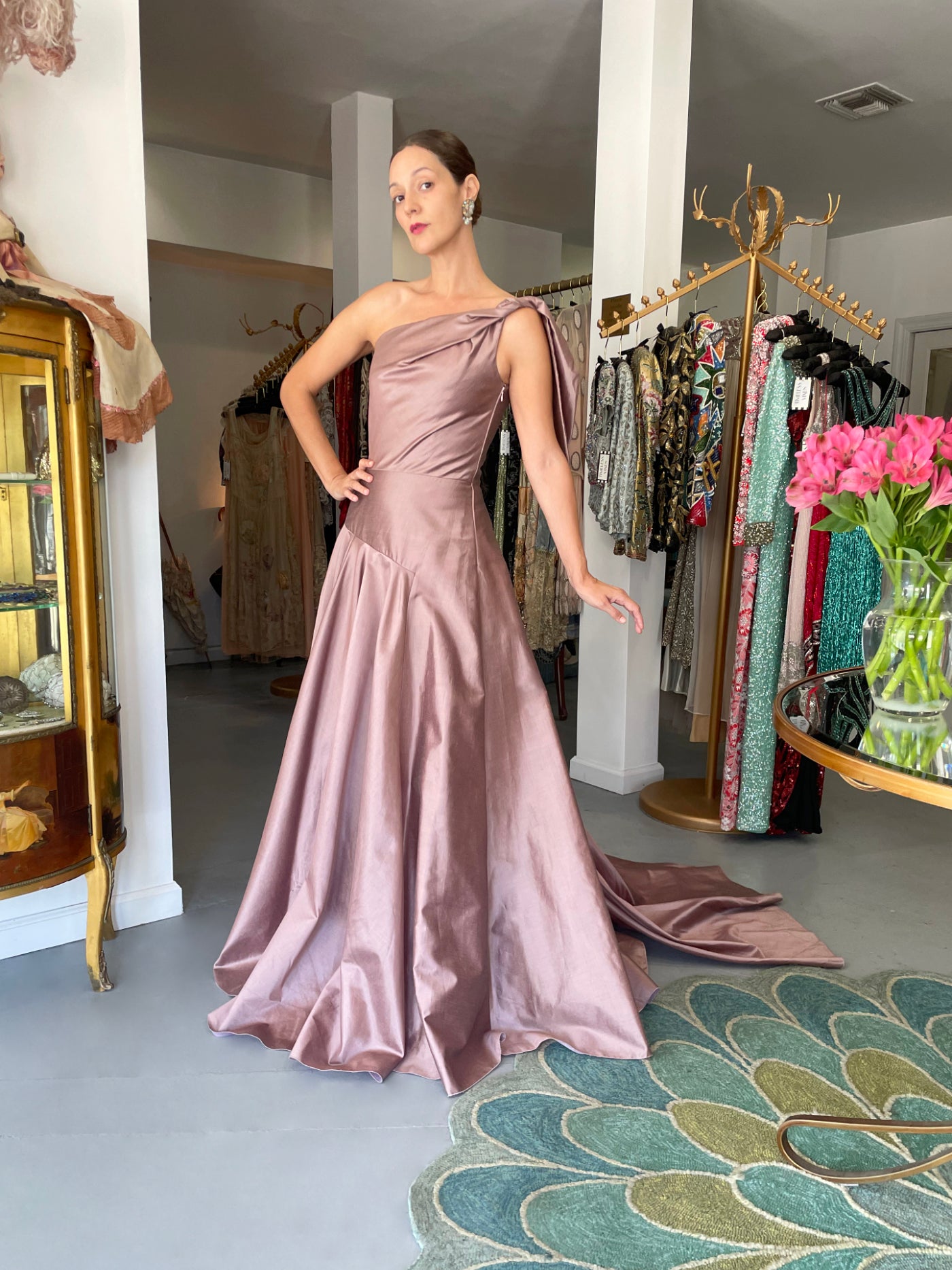 2003 Givenchy Mauve Pink Silk Asymmetric One-Shoulder Full Skirt Trained Gown