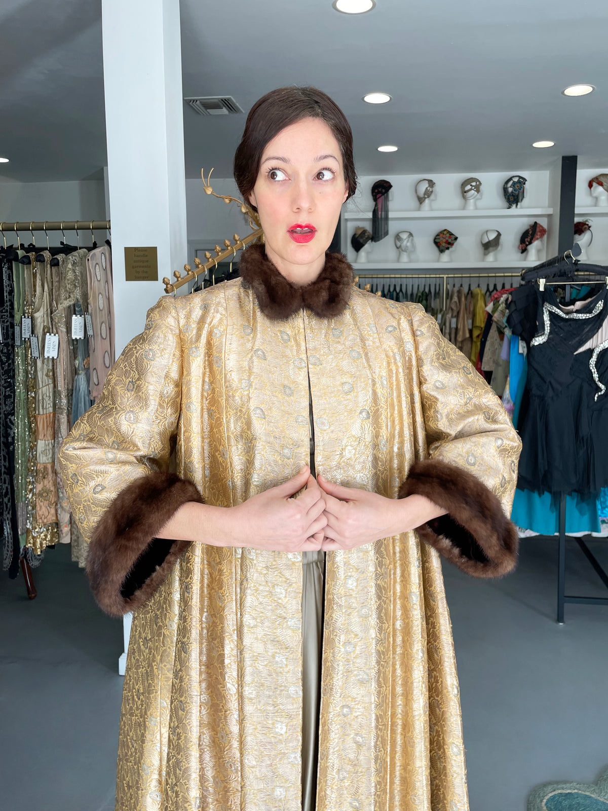 1949 Traina-Norell Couture Vogue Documented Metallic Gold Silk &amp; Mink Swing Coat