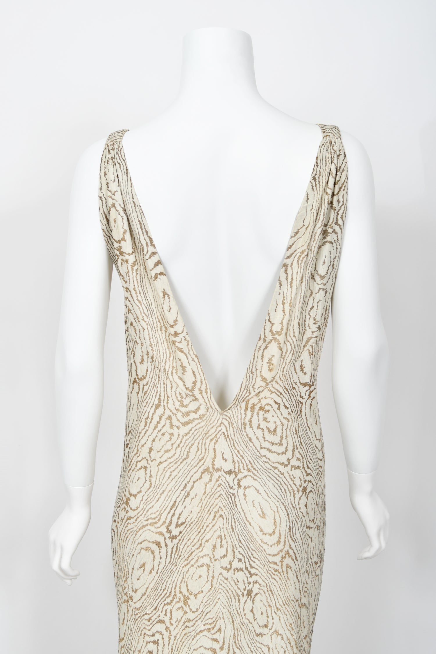 1930s - Timeless Vixen