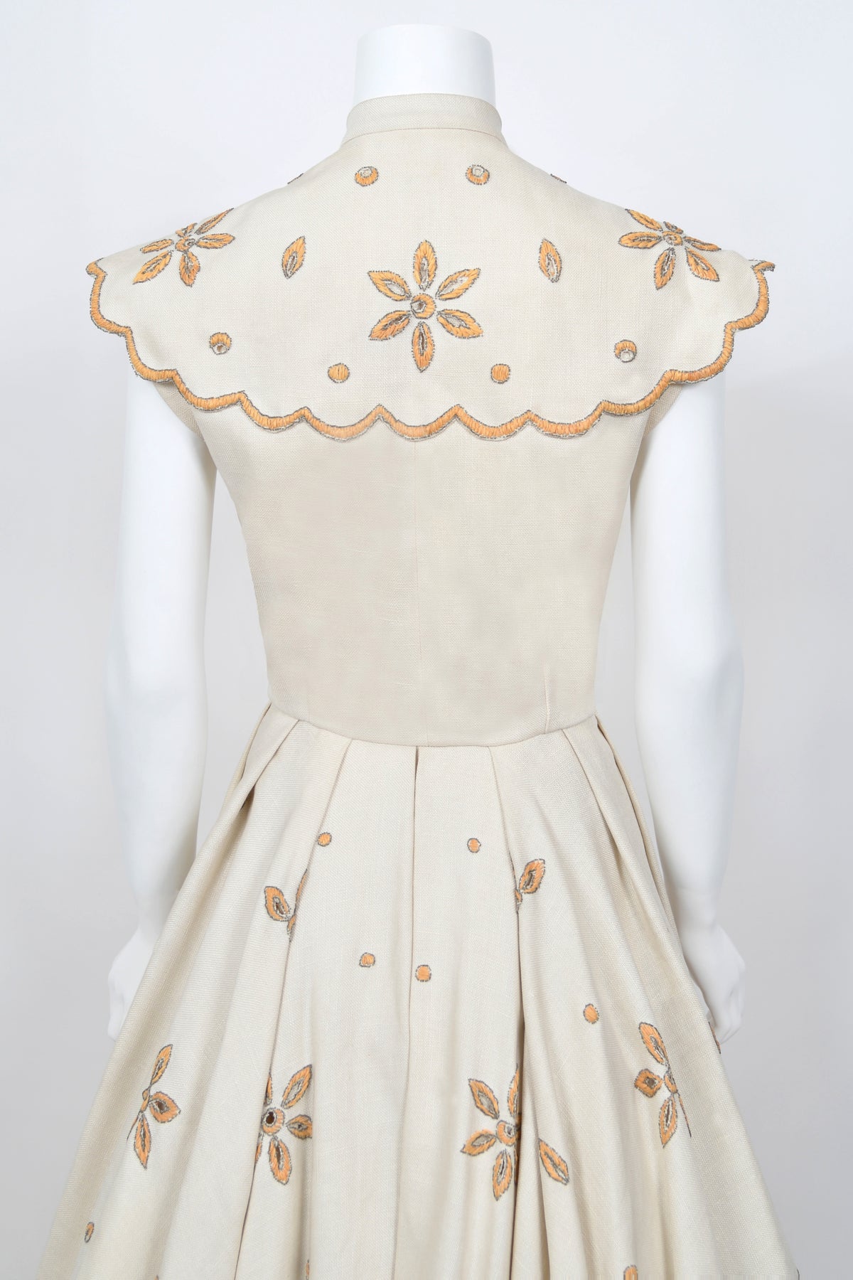 1949 Jacques Fath Attributed Haute Couture Embroidered Beaded Eyelet Cream Linen Gown