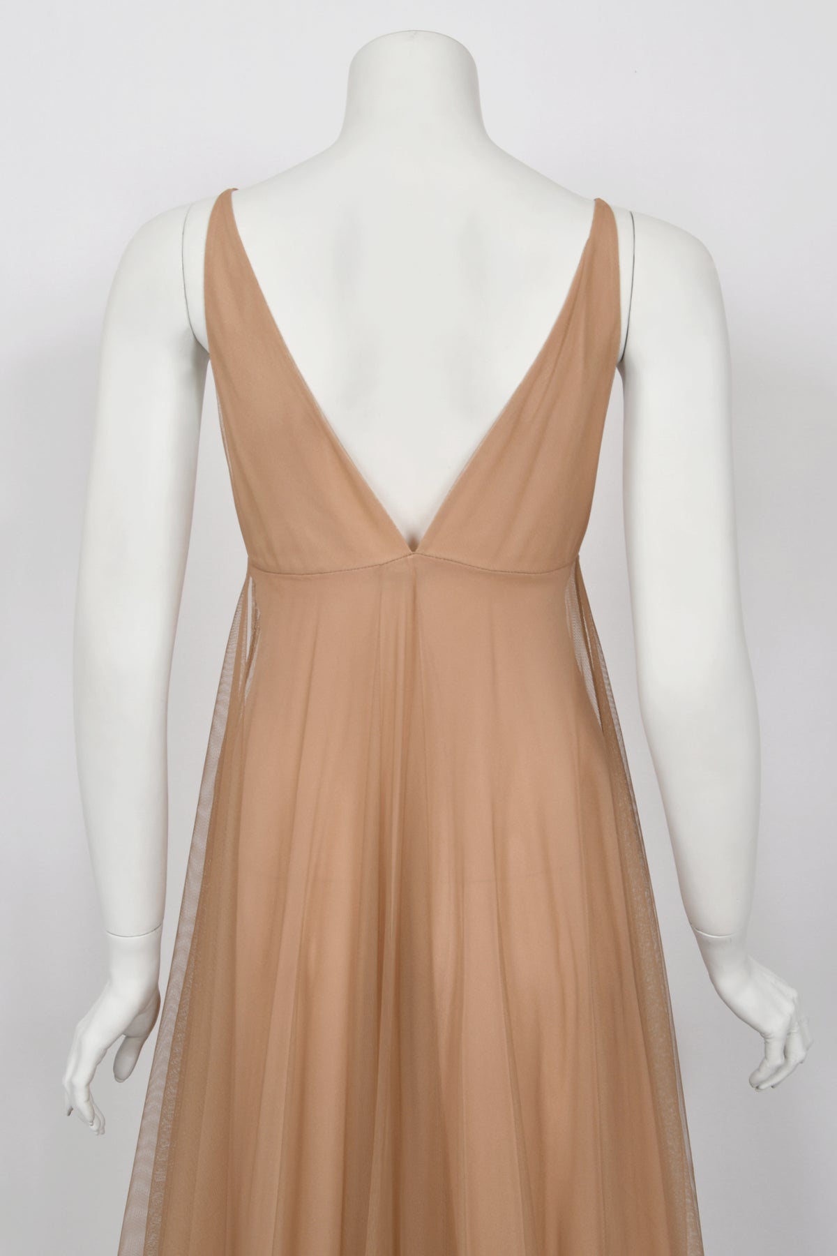 1998 Tom Ford for Gucci Runway &#39;Gisele&#39; Nude Illusion Tulle Low-Cut Plunge Gown