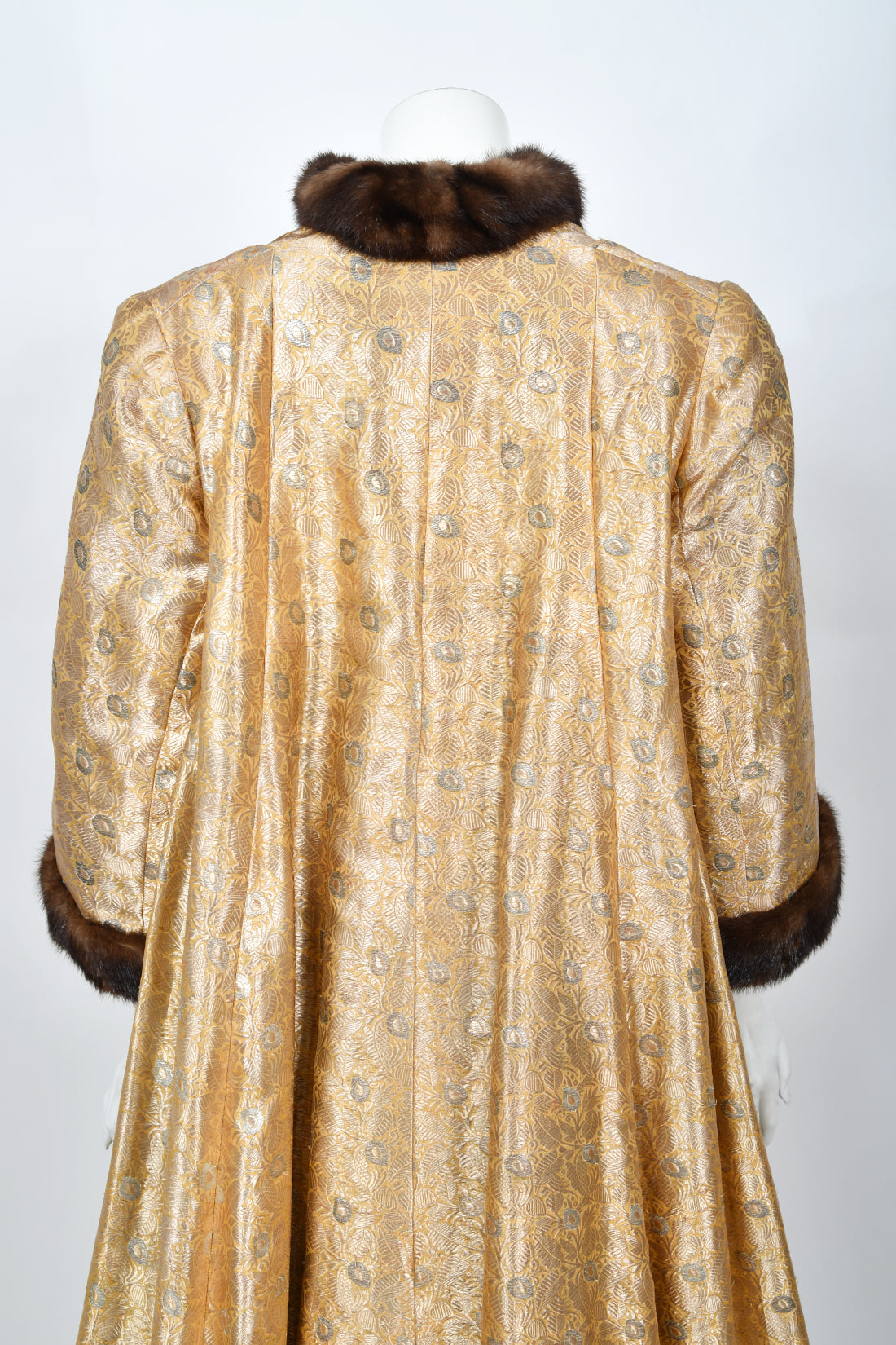 1949 Traina-Norell Couture Vogue Documented Metallic Gold Silk &amp; Mink Swing Coat