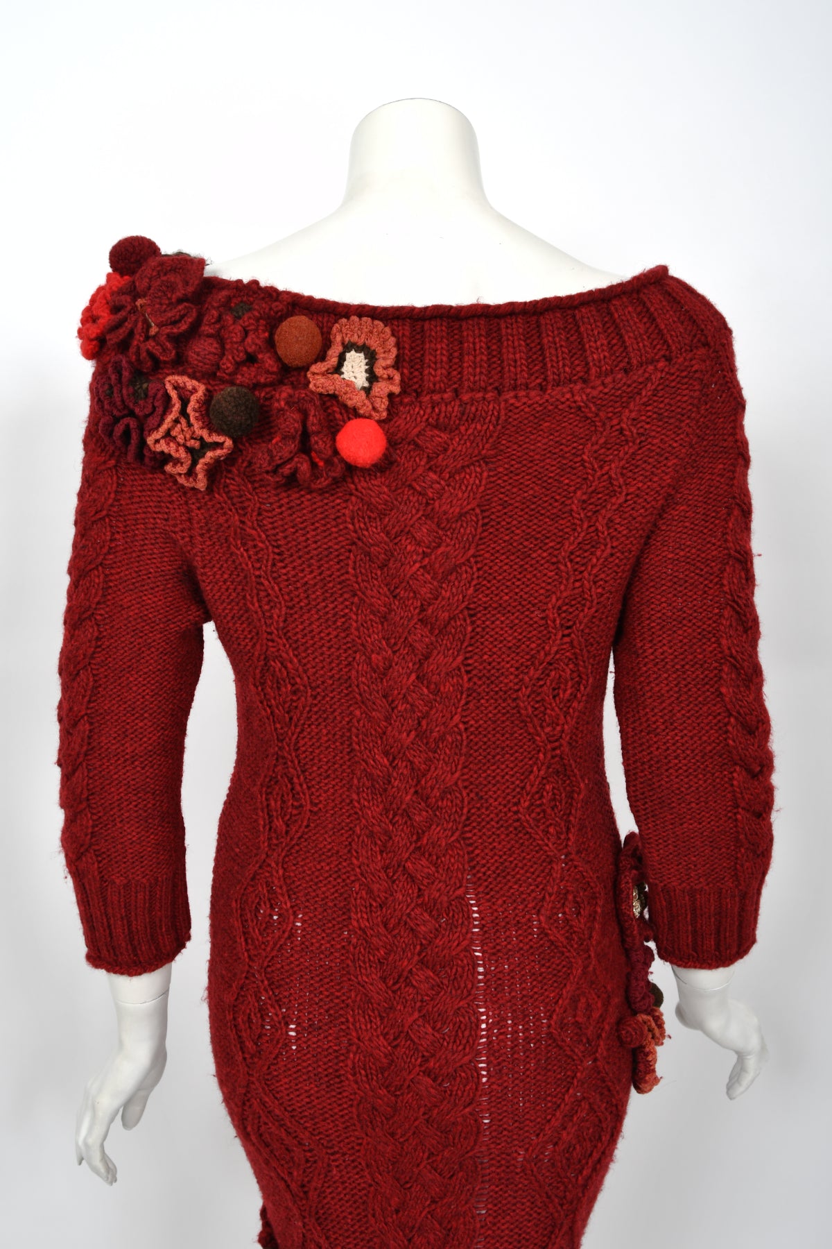 2005 Alexander McQueen Runway Burgundy Wool Knit Hourglass Sweater Dre - Timeless Vixen 2005 Alexander McQueen Runway Burgundy Wool Knit Hourglass Sweater Dre - Timeless Vixen