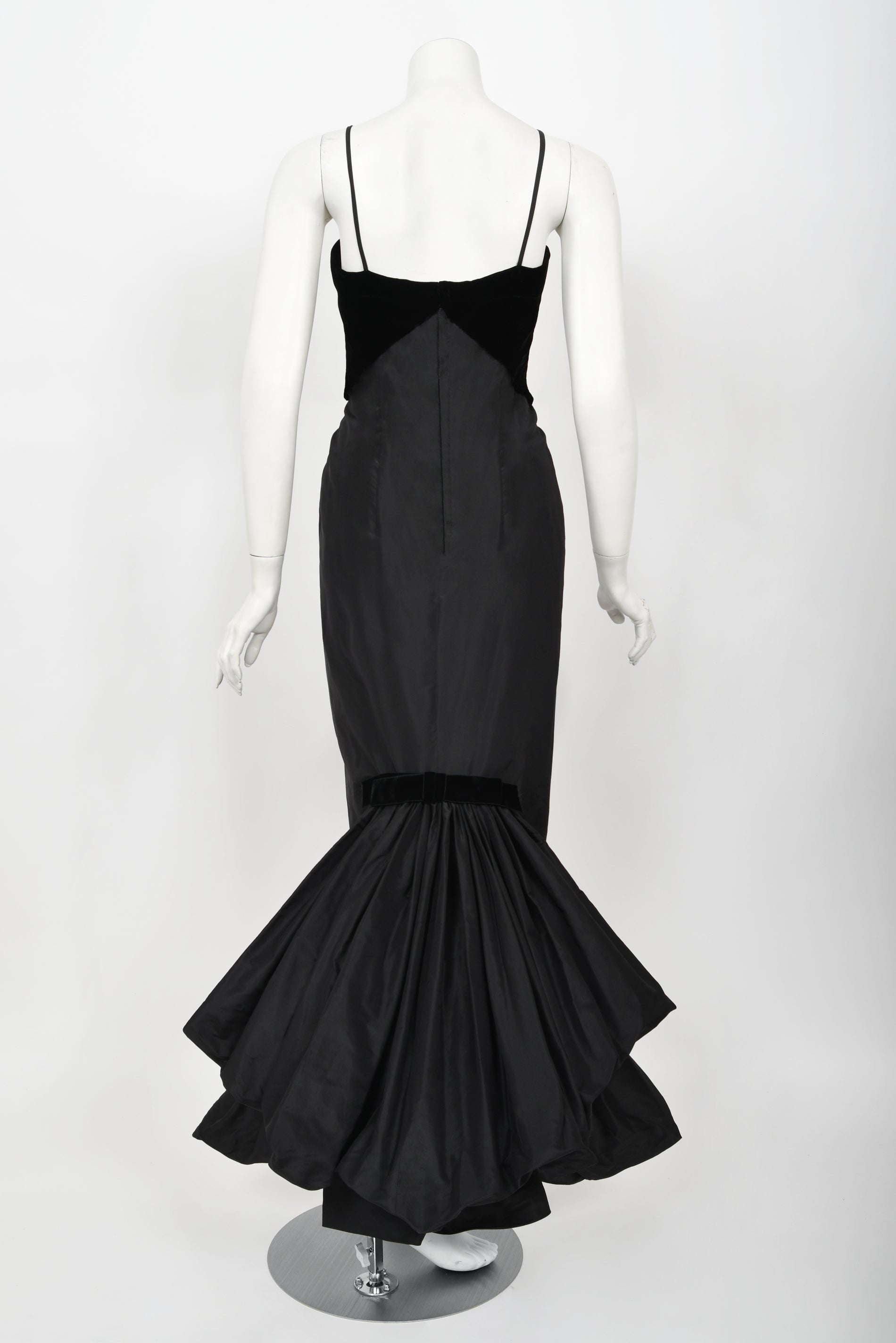 1958 Philip Hulitar 'Old Hollywood' Black Silk & Velvet Hourglass Fishtail Dress 1958 Philip Hulitar 'Old Hollywood' Black Silk & Velvet Hourglass Fishtail Dress