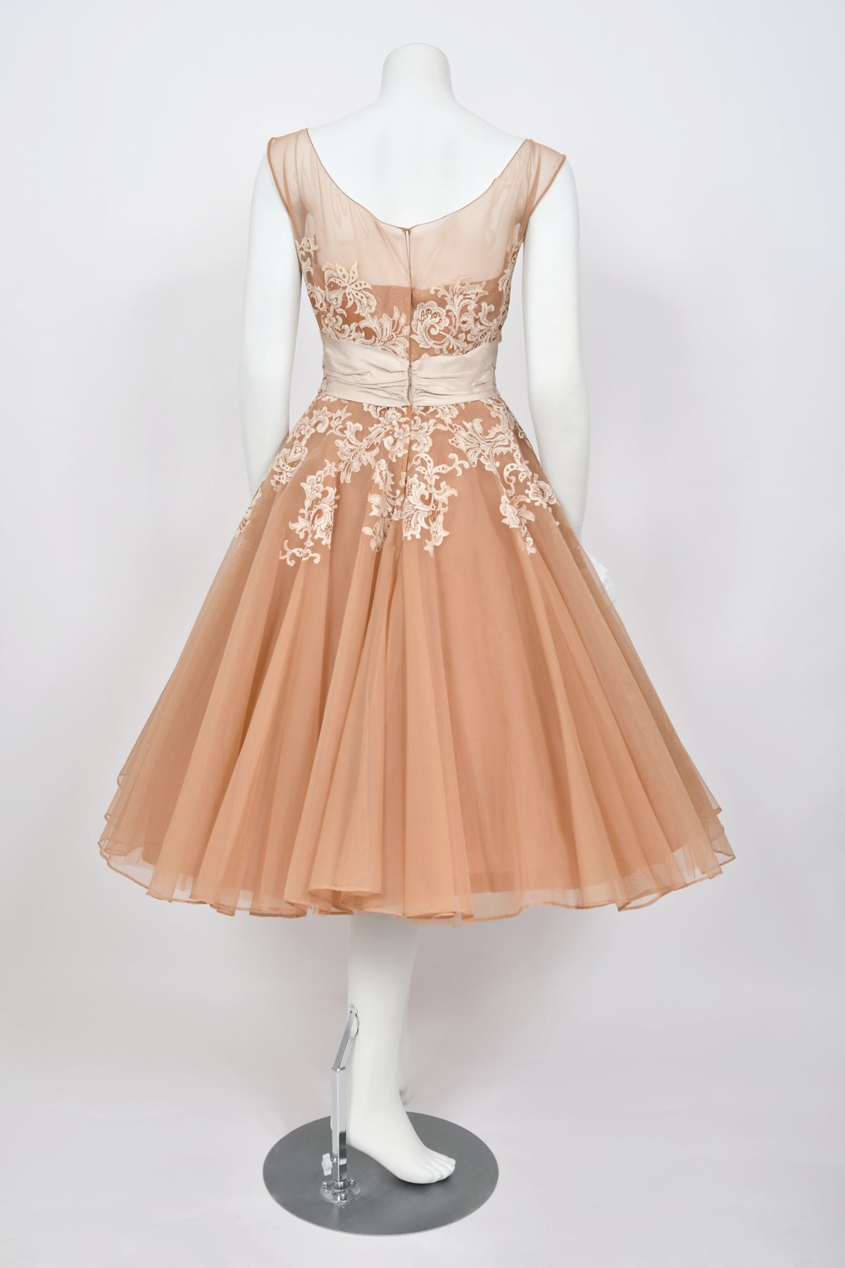 1950&#39;s Peggy Hunt Ivory Silk Appliquéd French Lace Nude-Illusion Full Skirt Dress