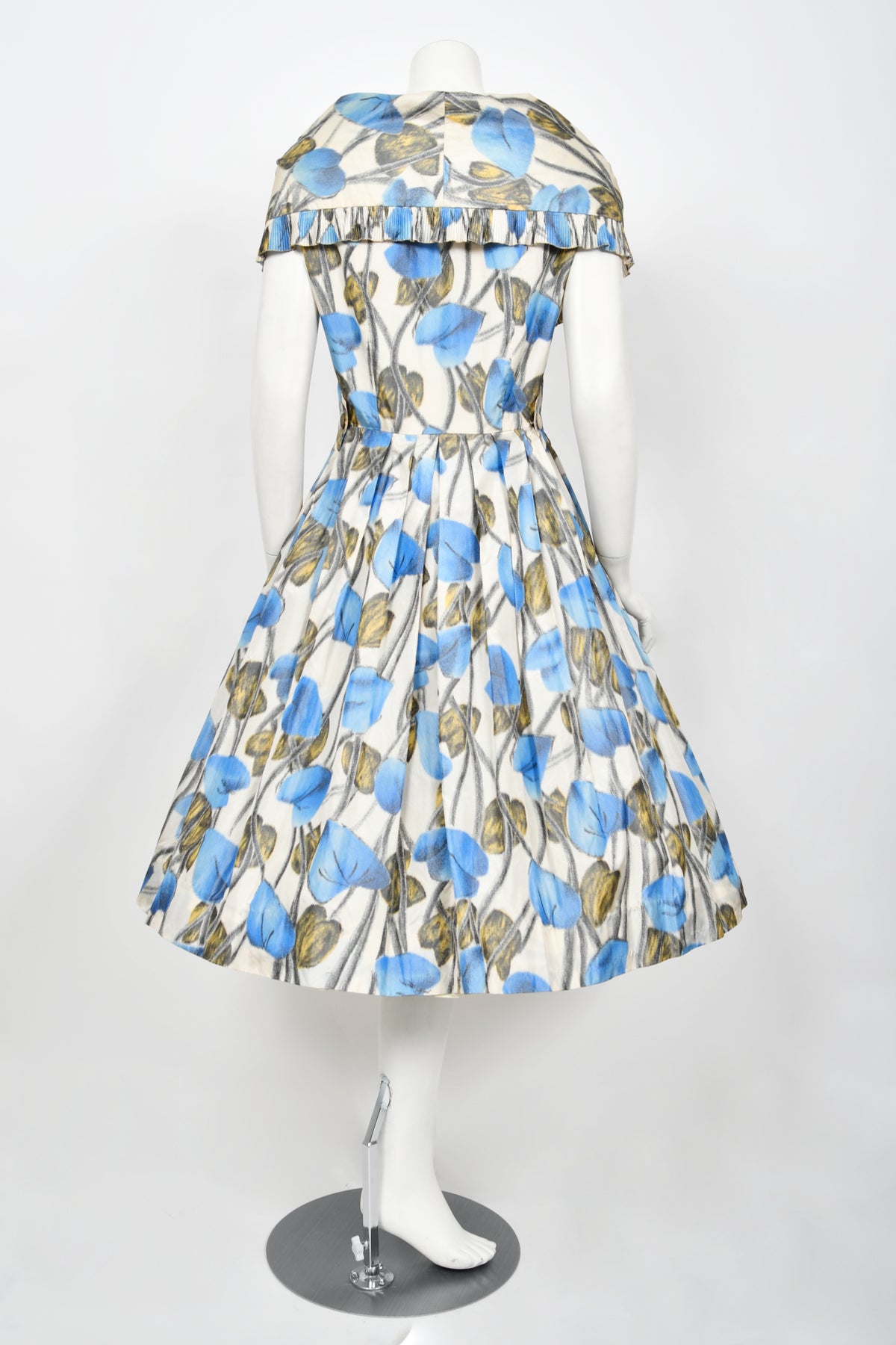 1956 Christian Dior Couture Blue Floral Silk Portrait Collar New Look Dress