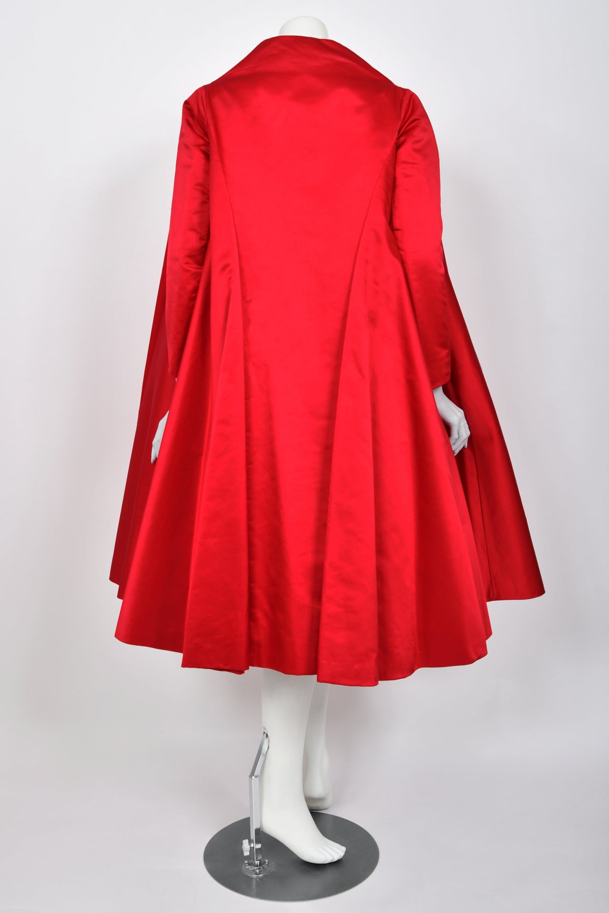 1958 Arnold Scaasi Couture Museum-Held Red Dahlias Floral Silk Strapless Dress &amp; Swing Jacket