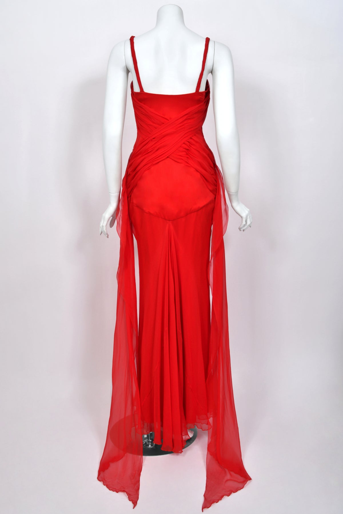 2007 Emanuel Ungaro Lipstick Red Heavily Ruched Silk Chiffon Trained Hourglass Gown