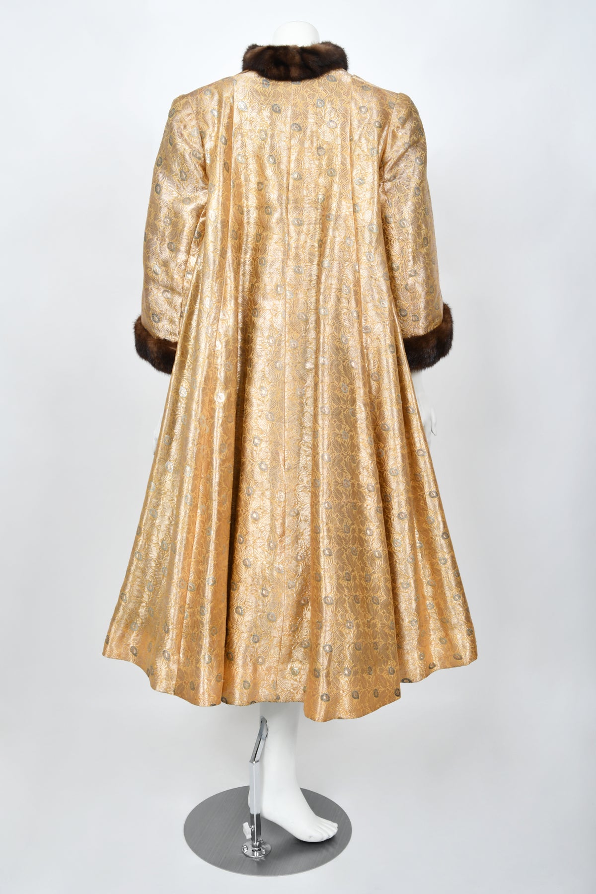 1949 Traina-Norell Couture Vogue Documented Metallic Gold Silk &amp; Mink Swing Coat