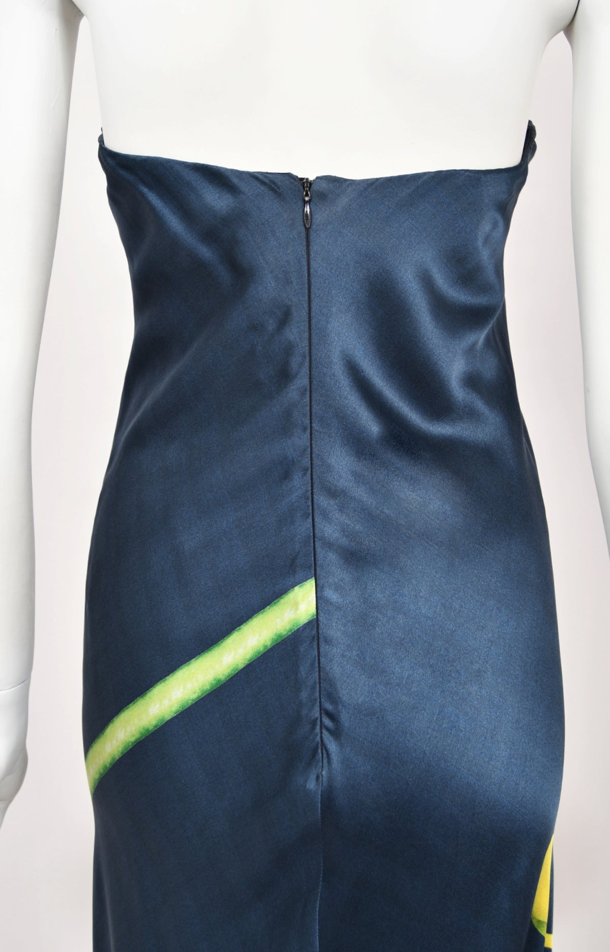 2004 Alexander McQueen ‘Pantheon ad Lucem’ Orchid Print Silk Strapless Bustier Gown