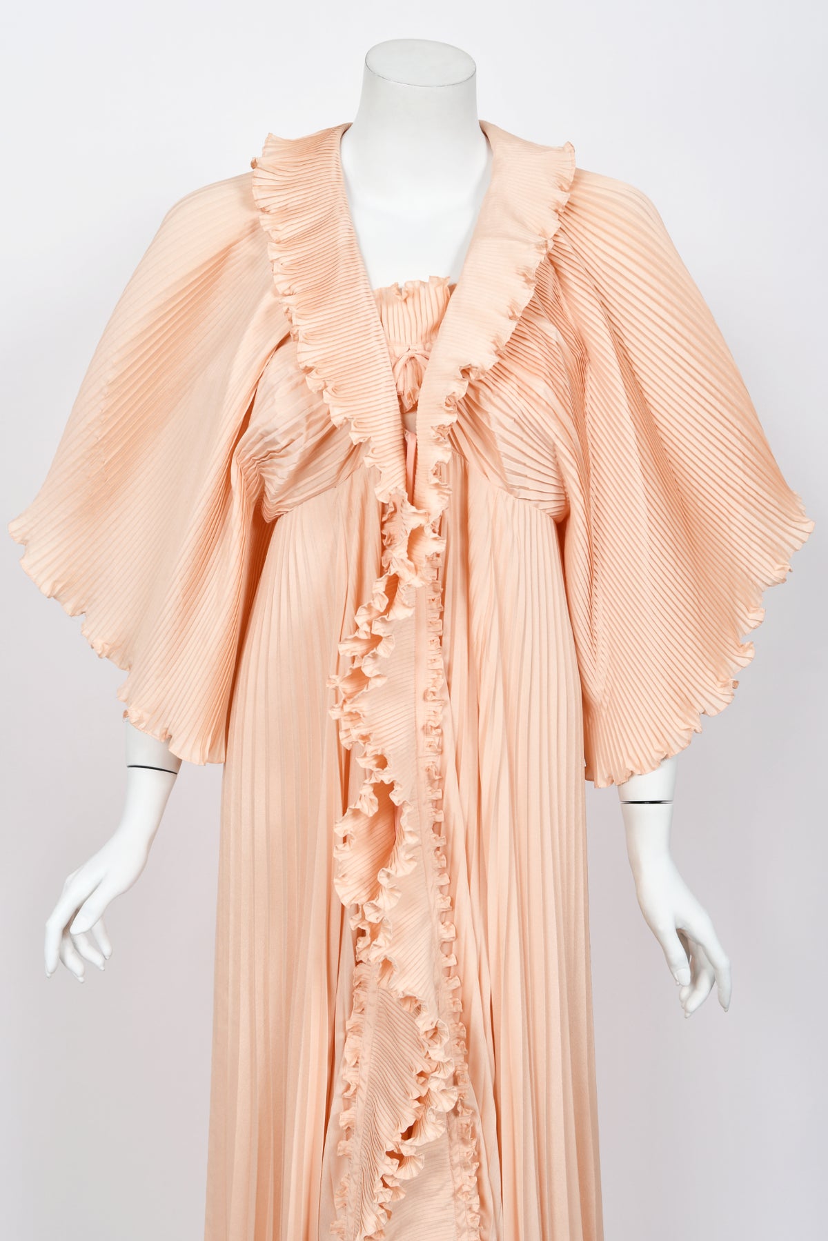 1973 Zandra Rhodes Blush Pink Heavily-Pleated Full Length Jacket Peignoir Set
