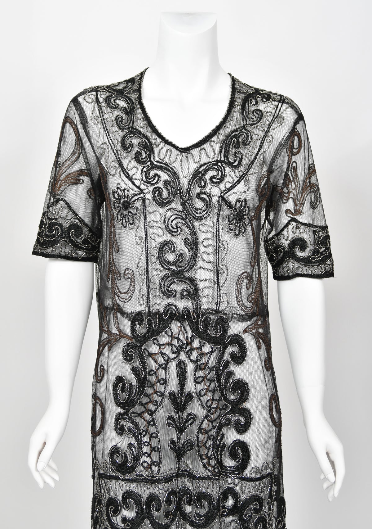 1920&#39;s Embroidered Black Sheer Mixed-Lace Beaded Art Deco Motif Dress