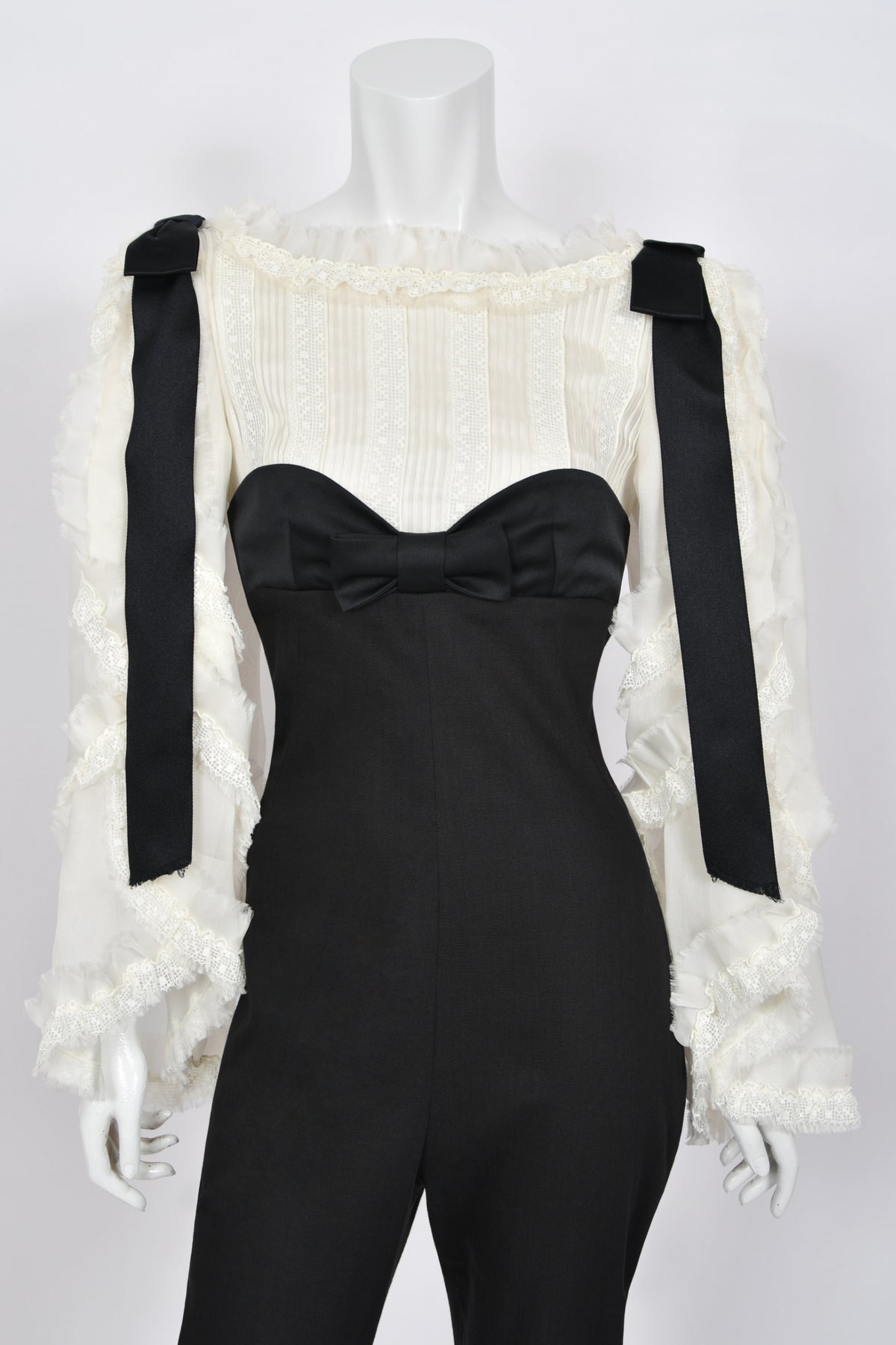 2009 Chanel by Karl Lagerfeld Editorial Runway Black &amp; White Angel Sleeve Fitted Jumpsuit