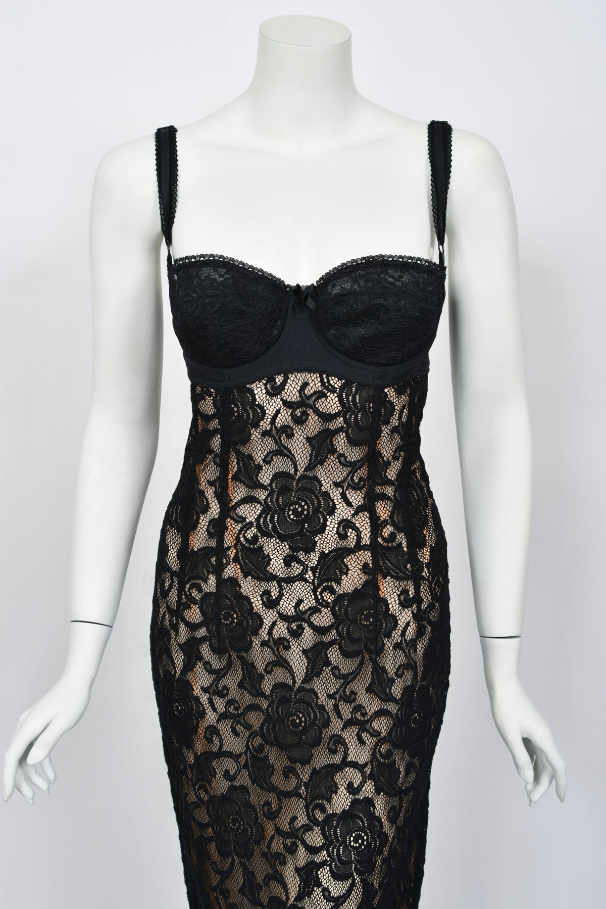 1997 Dolce &amp; Gabbana Sheer Black Stretch Lace Built-In Bra Hourglass Slip Gown