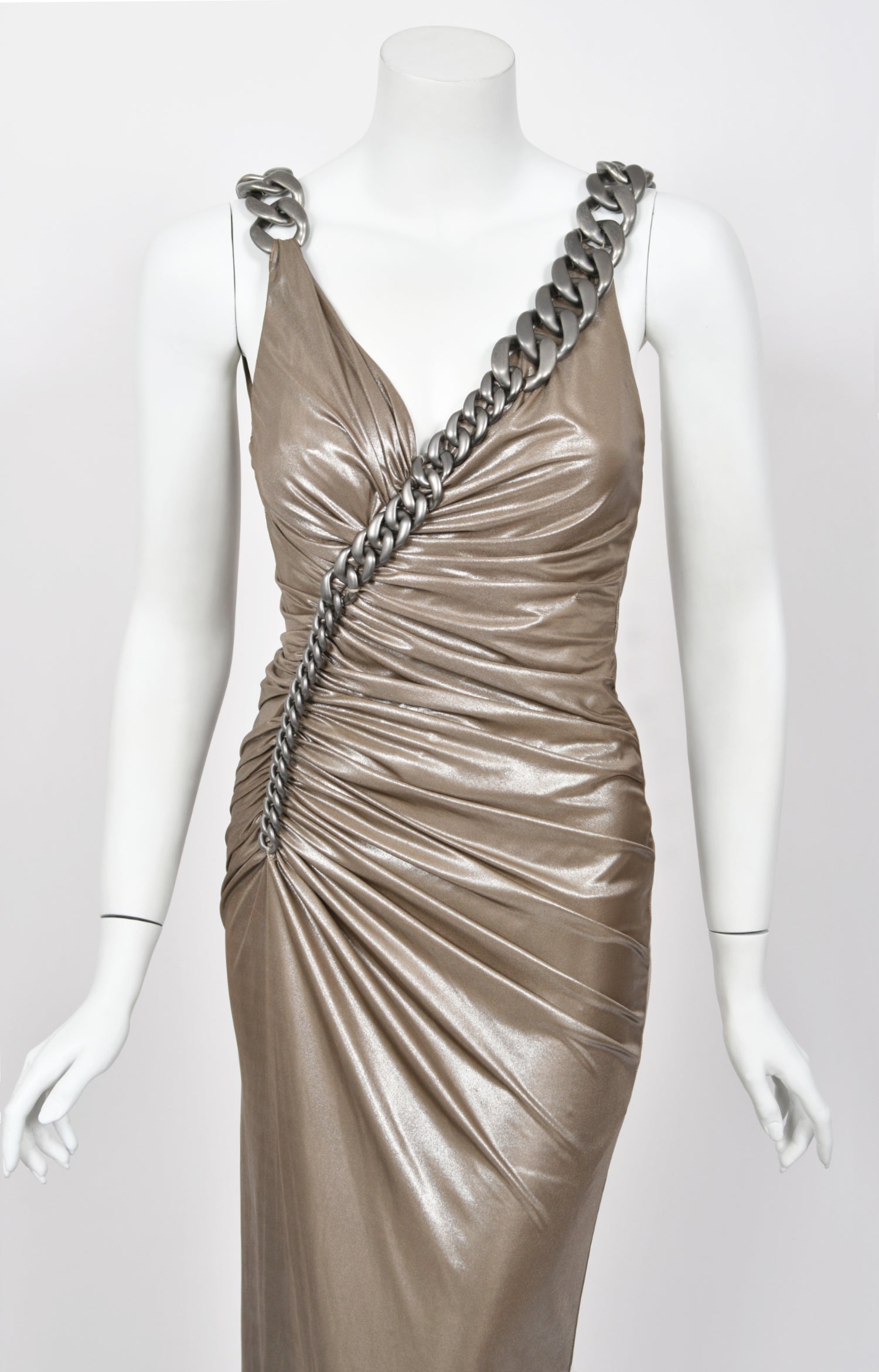 2007 Versace Smokey Metallic Stretch Silk Chain Straps Hourglass Gown - Timeless Vixen 2007 Versace Smokey Metallic Stretch Silk Chain Straps Hourglass Gown - Timeless Vixen