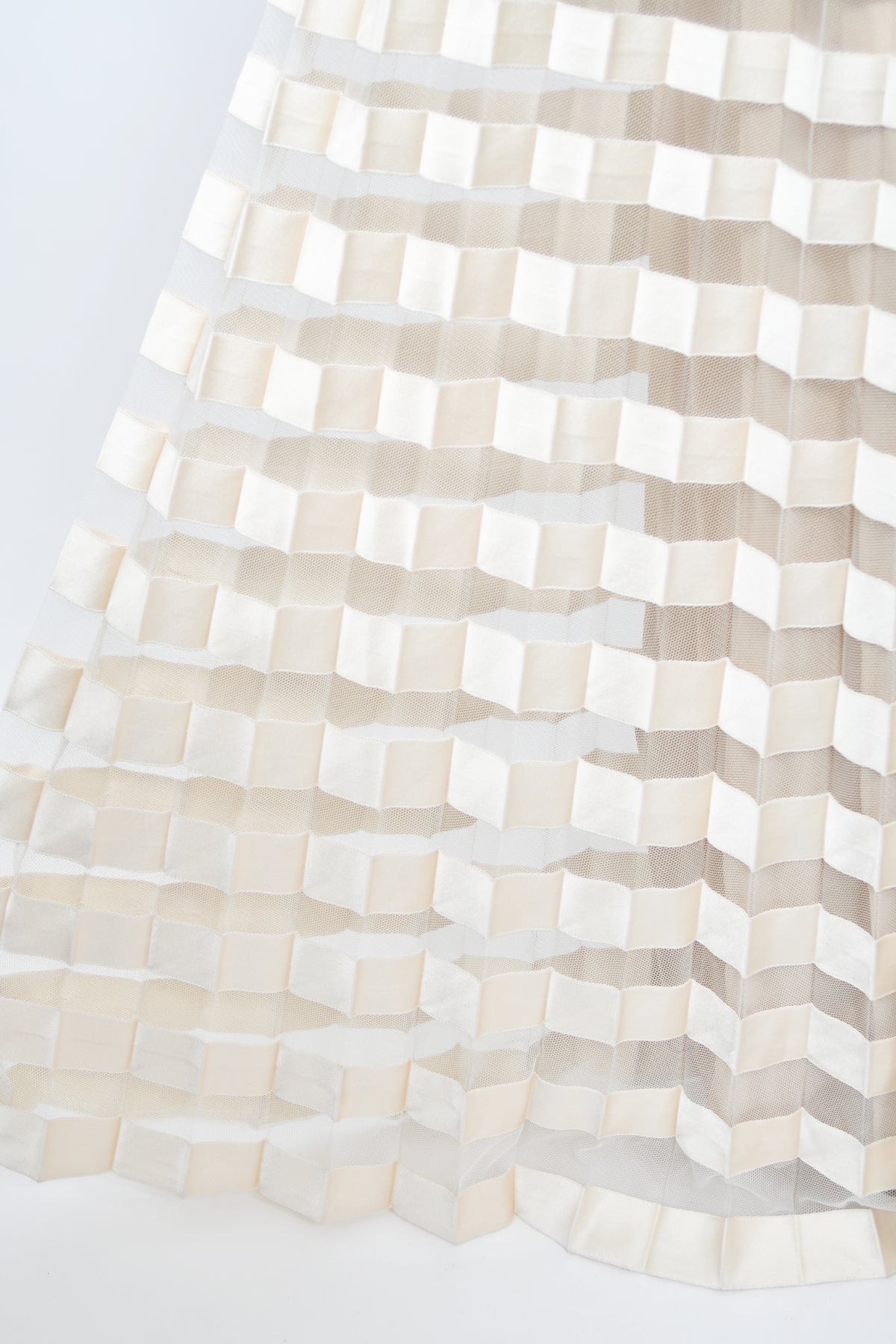 2007 Valentino Documented Runway Ivory Sheer-Illusion Silk &amp; Tulle Pleated Gown