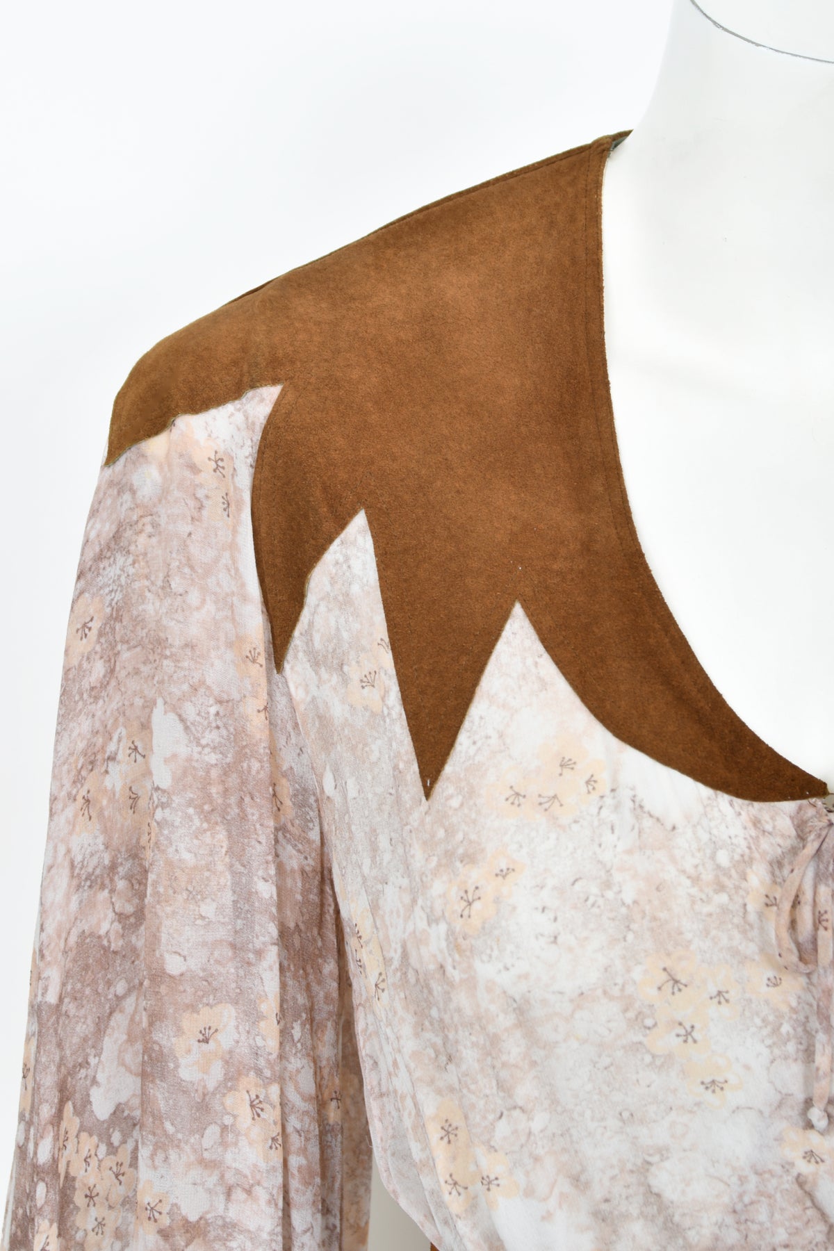 1971 Giorgio Sant&#39; Angelo Watercolor Chiffon &amp; Suede Angel-Sleeve Wrap Dress