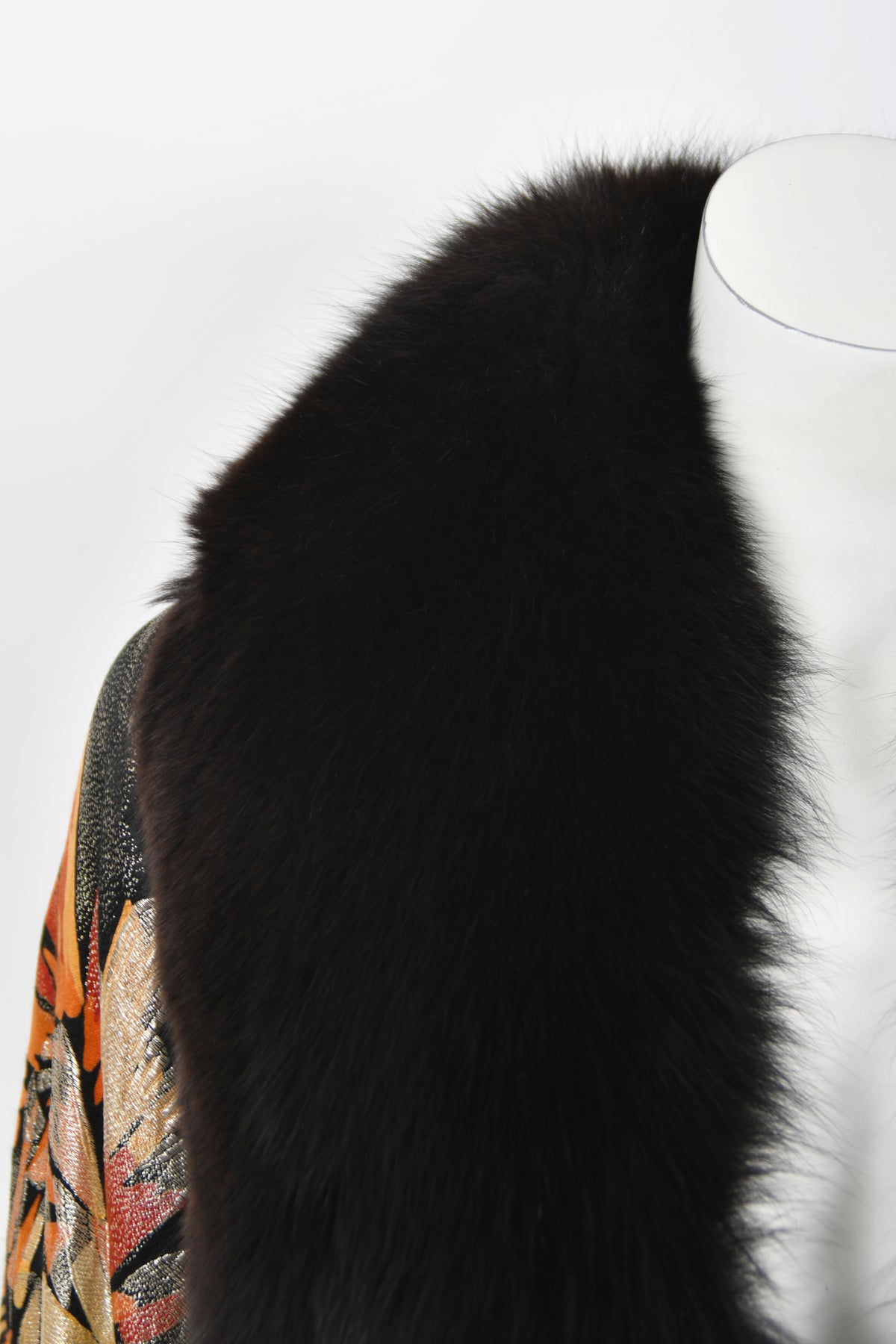 1920&#39;s Metallic Art-Deco Floral Lamé &amp; Fox Fur Dolman-Sleeve Flapper Coat