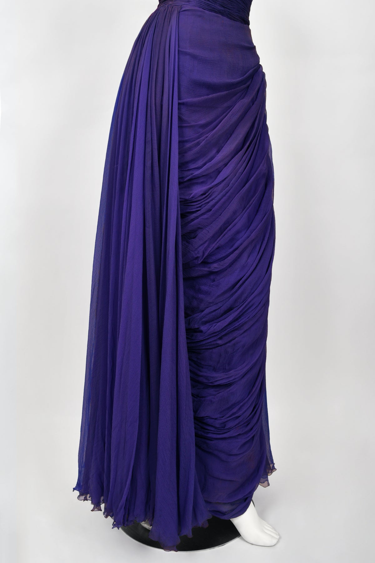 1950&#39;s Gigliola Curiel Couture Pleated Purple Silk Chiffon Strapless Goddess Gown
