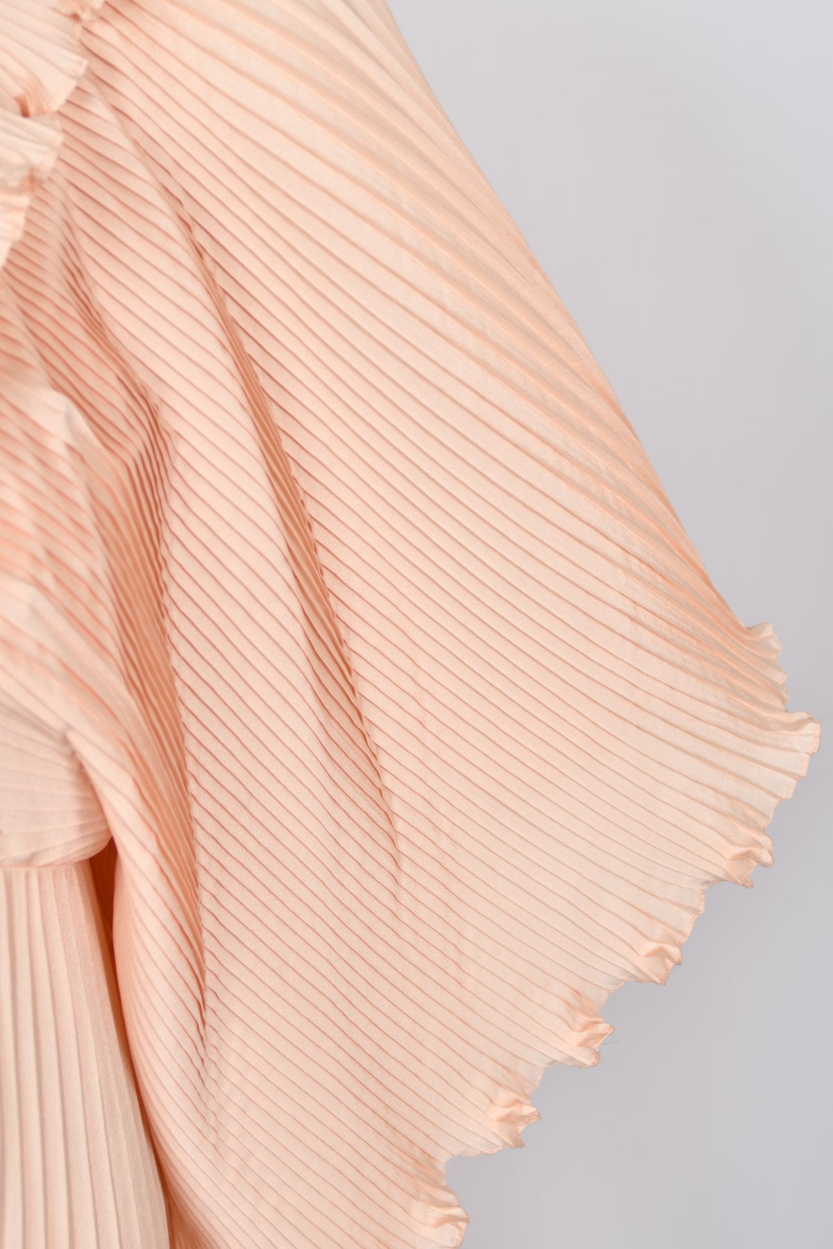 1973 Zandra Rhodes Blush Pink Heavily-Pleated Full Length Jacket Peignoir Set