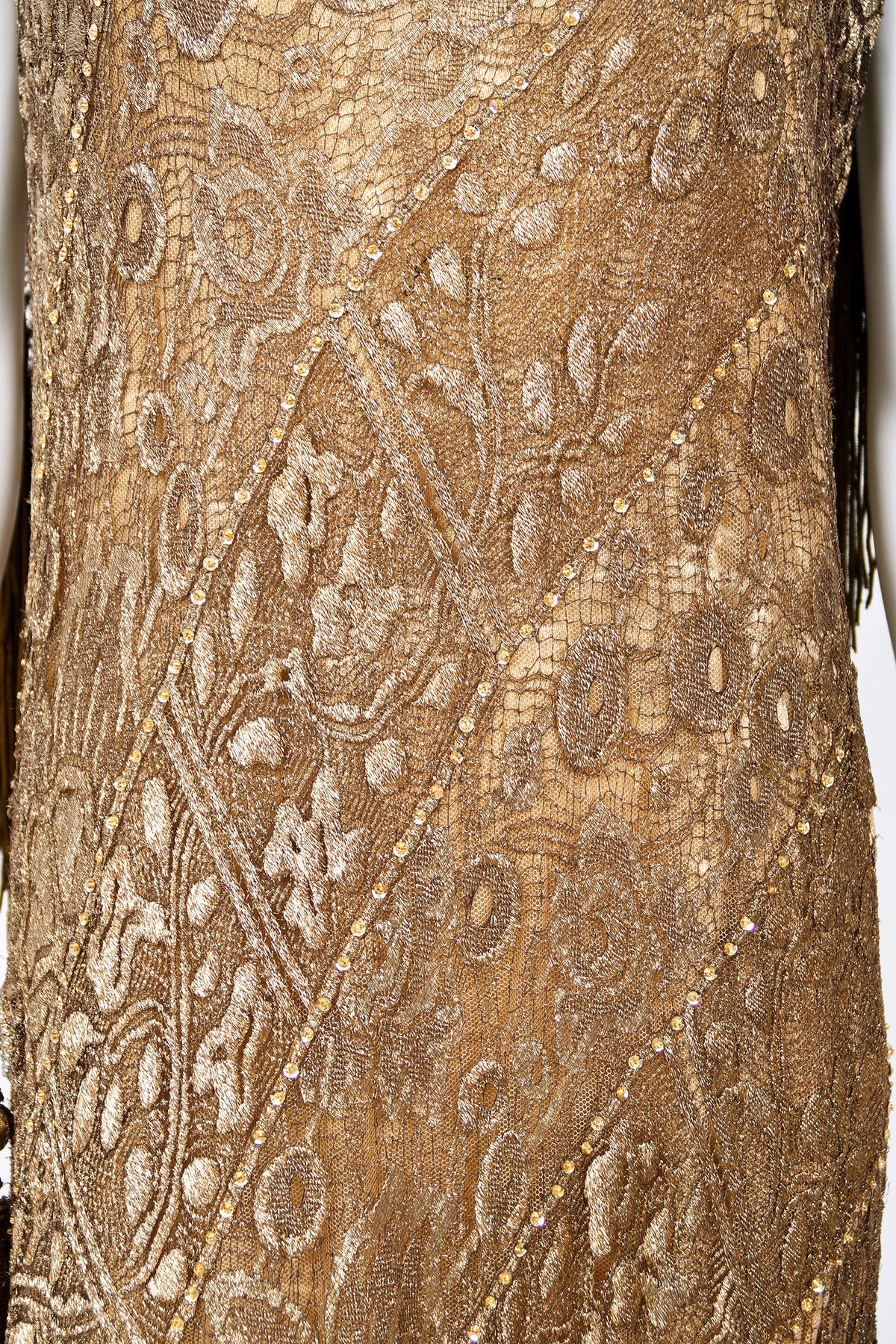 1920&#39;s Metallic Gold Lamé Lace Flapper Fringe Margot Robbie Film-Worn Dress