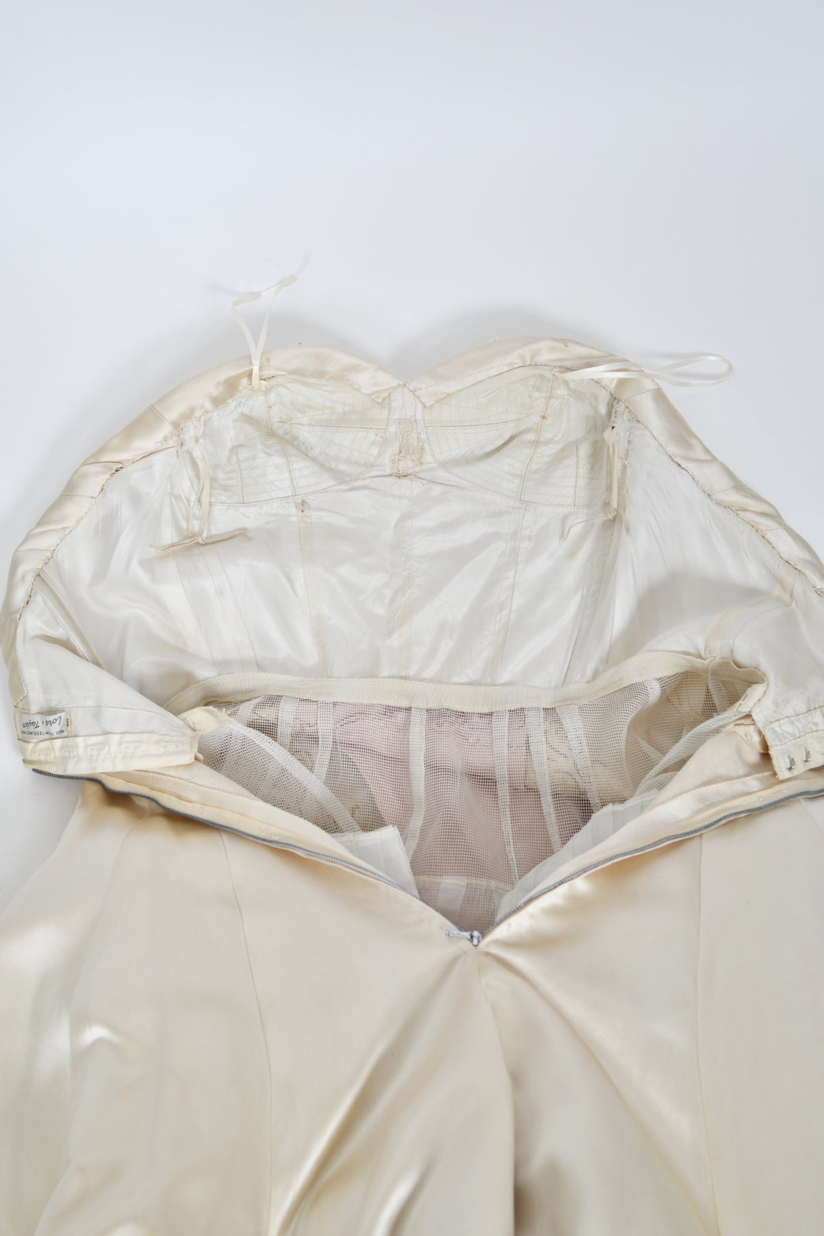 1950&#39;s Beaded Embroidered Cream &amp; Pale Pink Satin Strapless Couture Ballgown