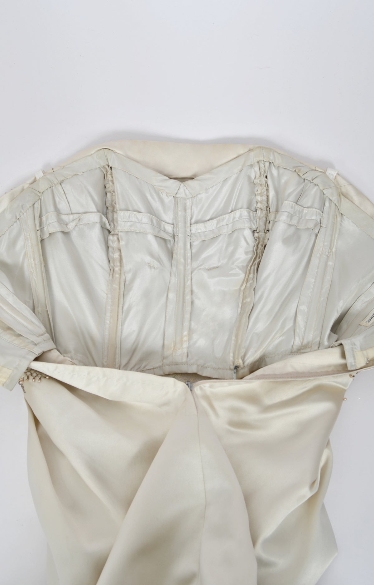 1950&#39;s French Couture Ivory Metallic Embroidered Beaded Silk Skirted Hourglass Gown