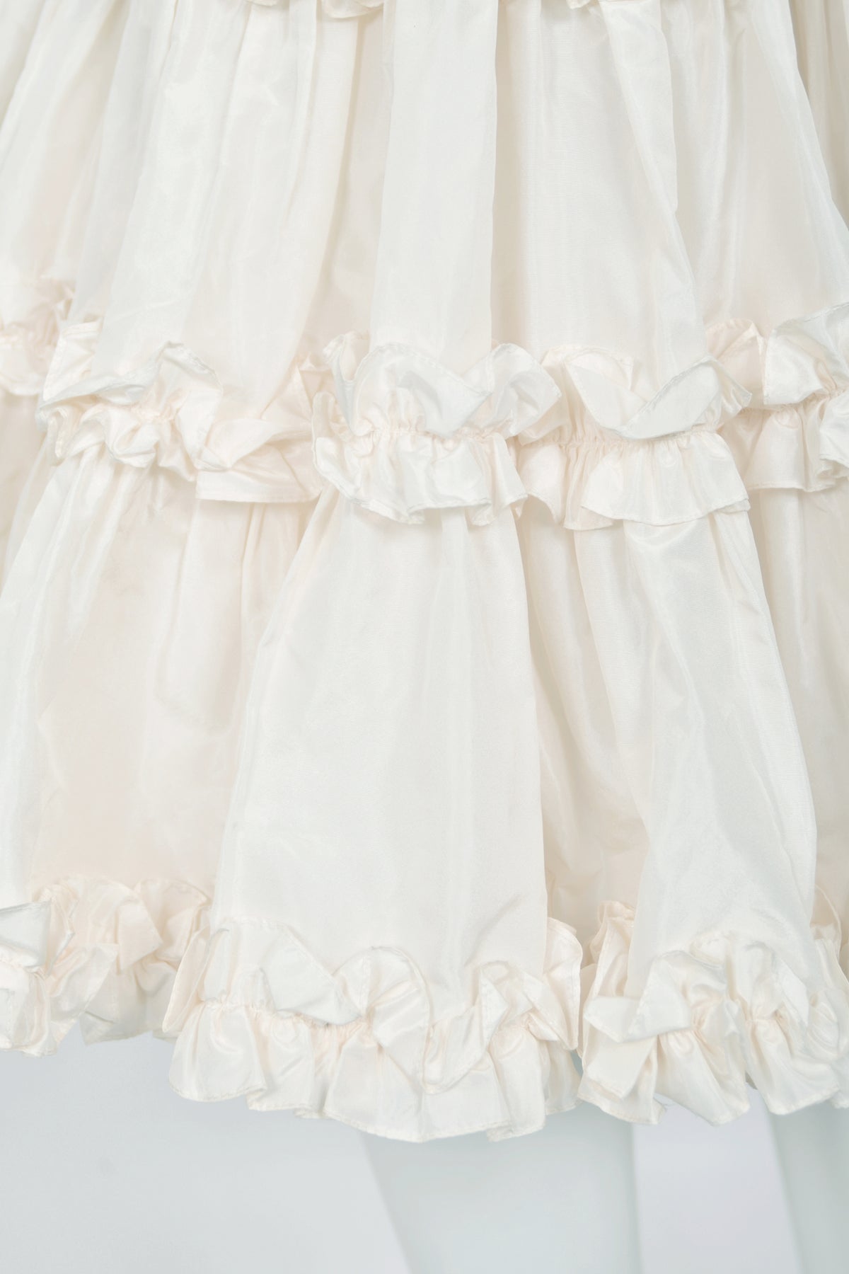 2007 Oscar de la Renta Runway Ivory White Ruched Silk Bustier Strapless Dress