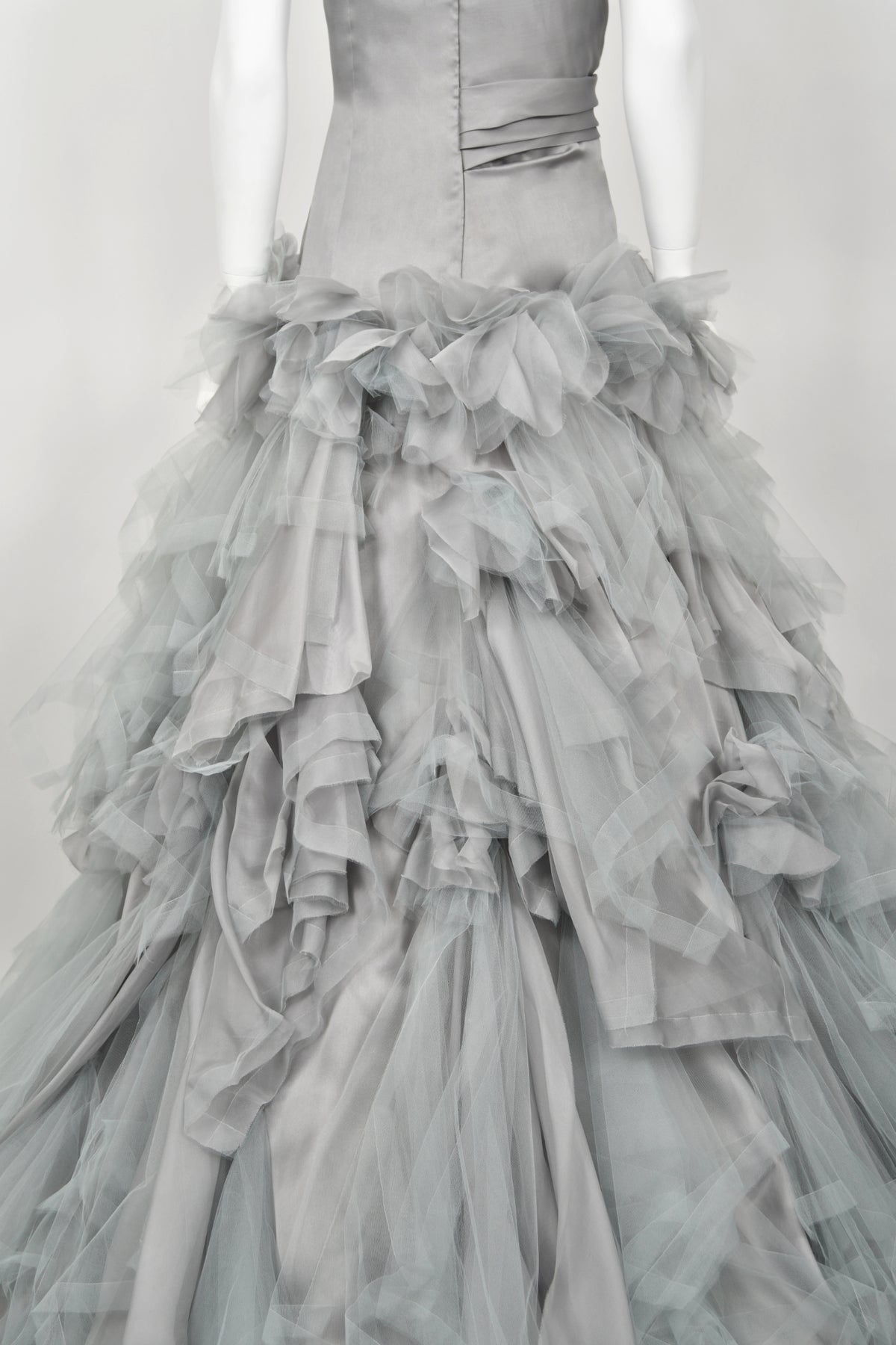 2013 Oscar de la Renta Dove-Grey Silk Strapless Bustier Tiered Tulle Gown w/Tags
